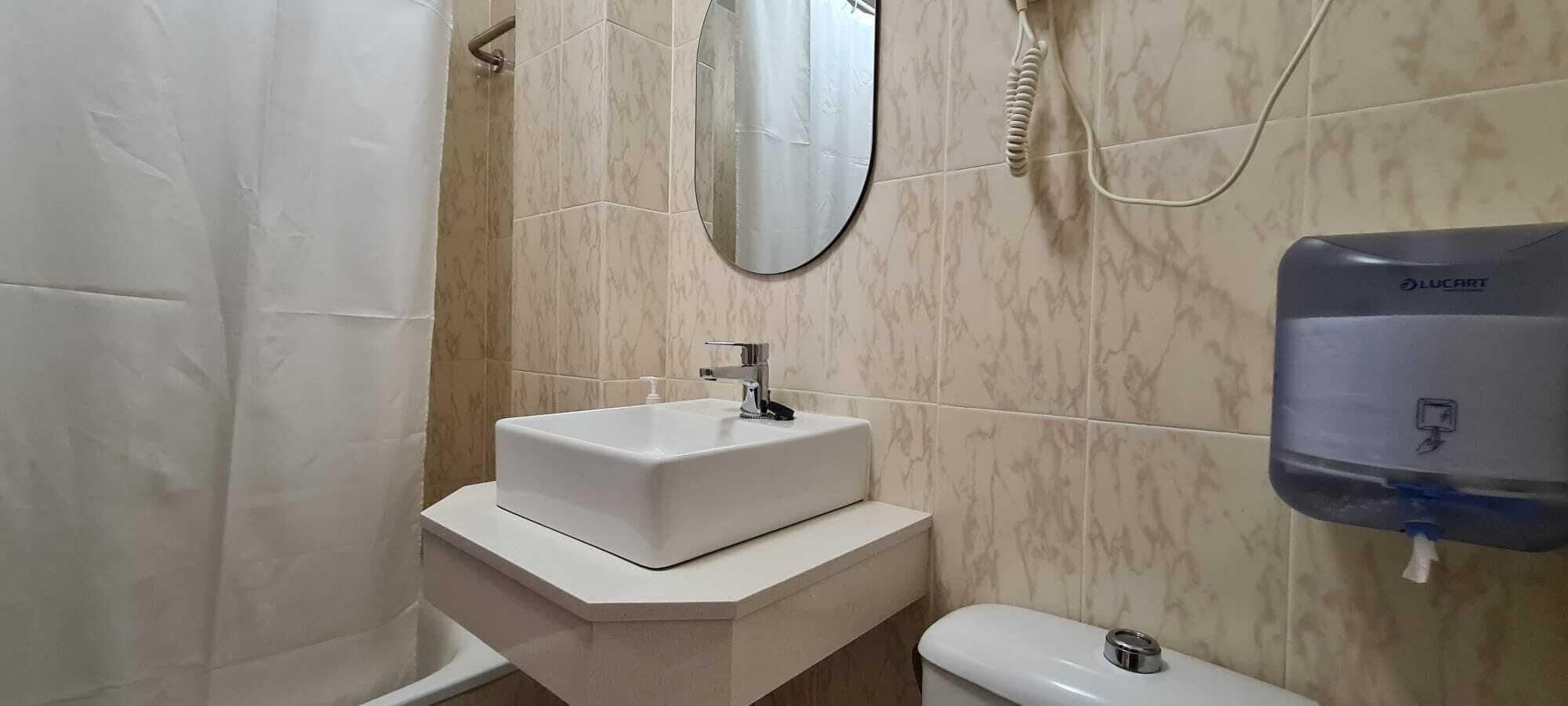 Equipamiento de Habitación Hostal Cuevas
