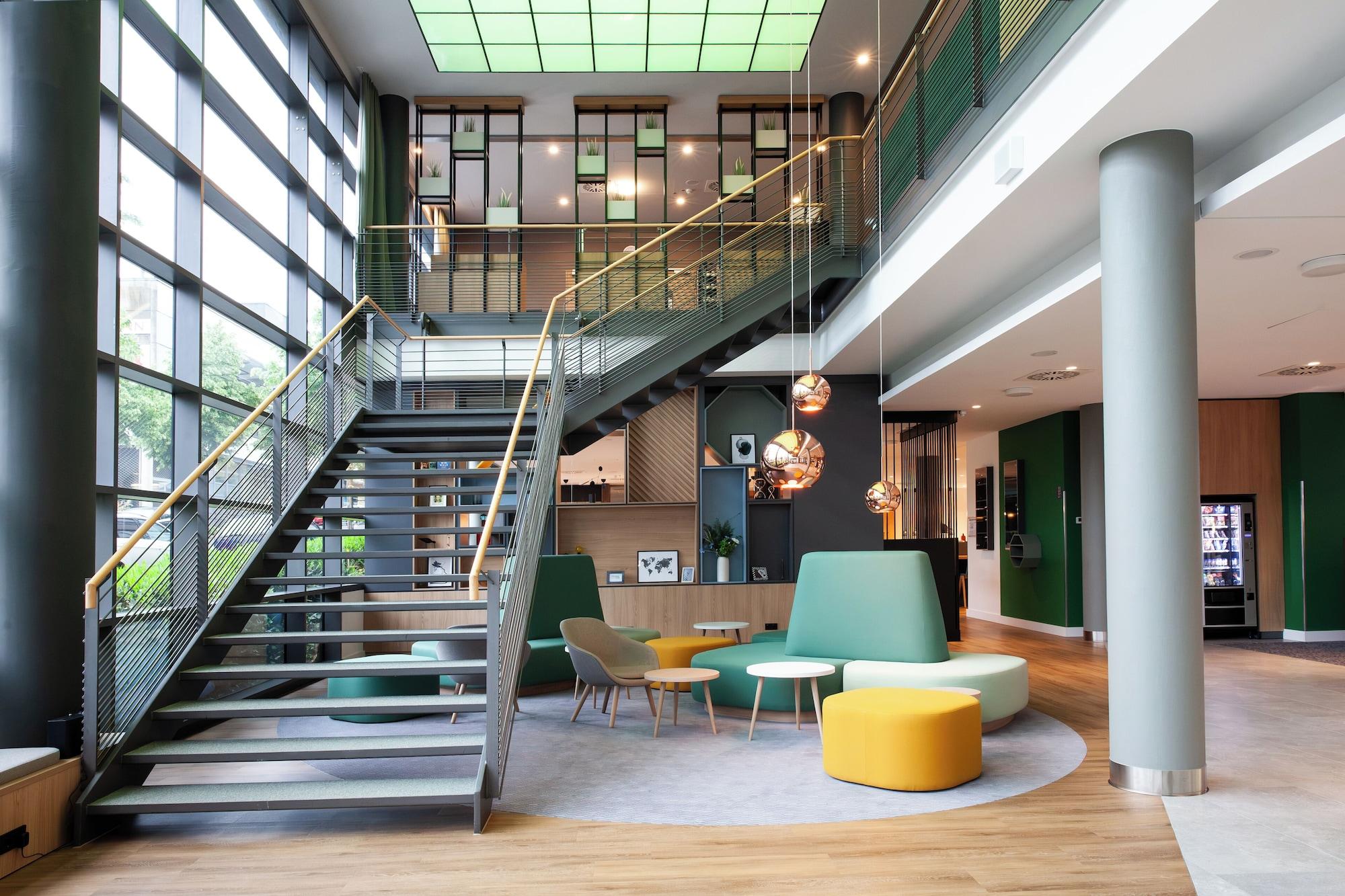 Vista Lobby Holiday Inn Ratingen City by IHG