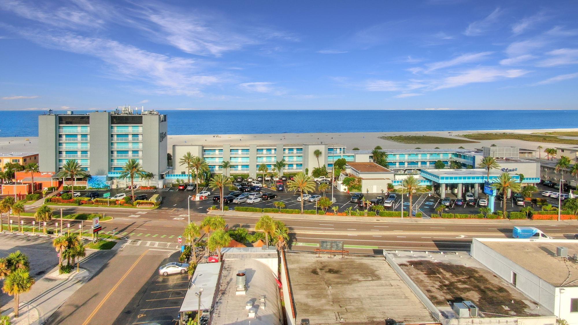 Vista Exterior Bilmar Beach Resort