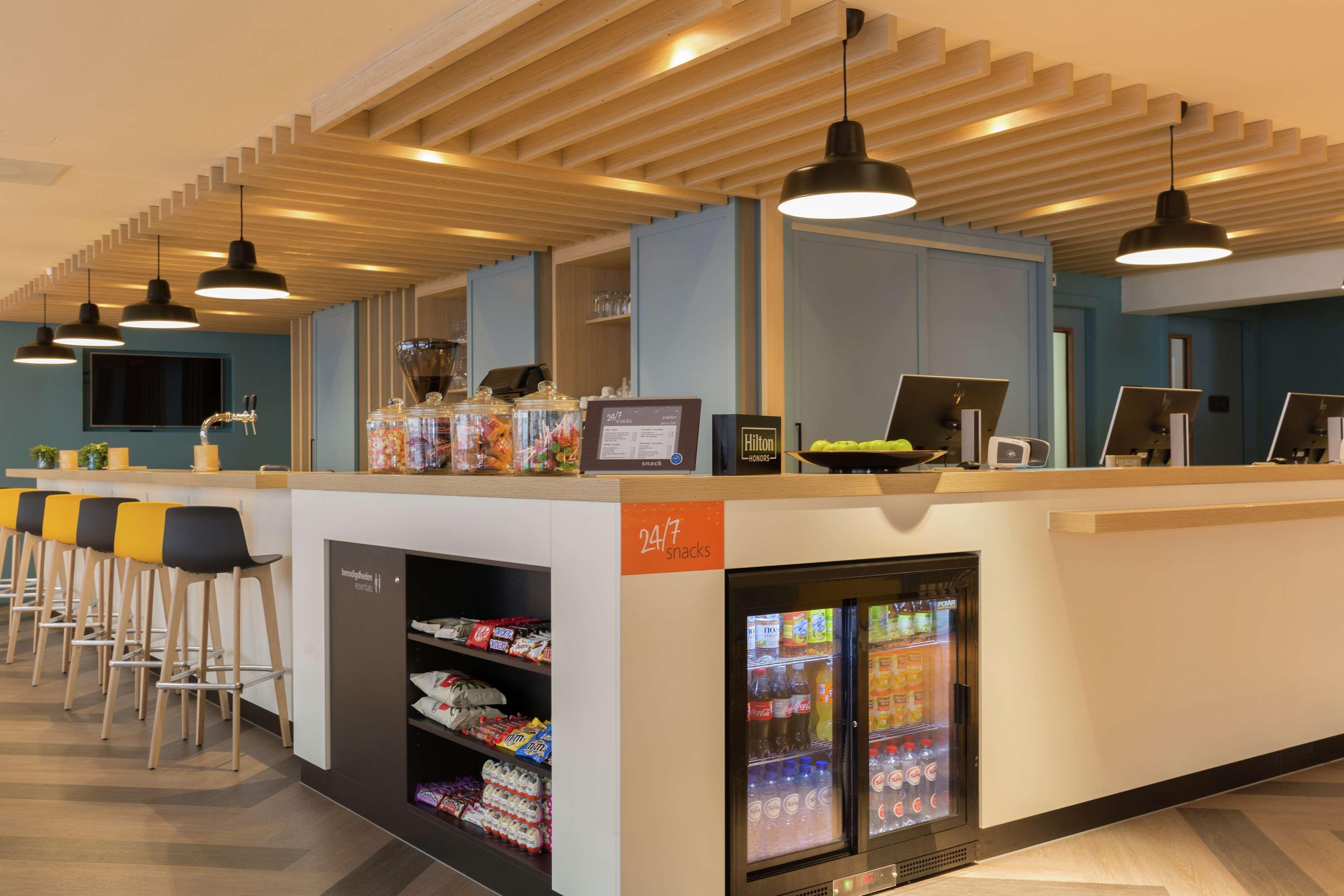 Bar/Salón Hampton by Hilton Antwerp Central Station