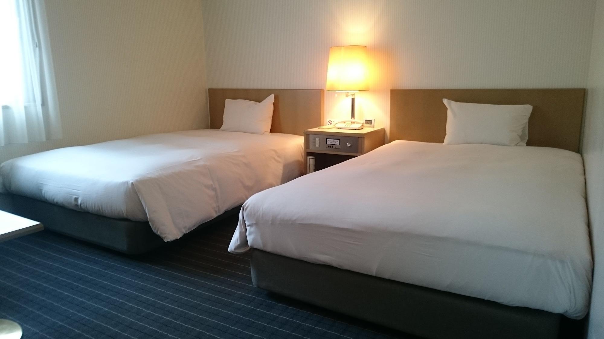 Varios Hotel Crown Hills Sagamihara