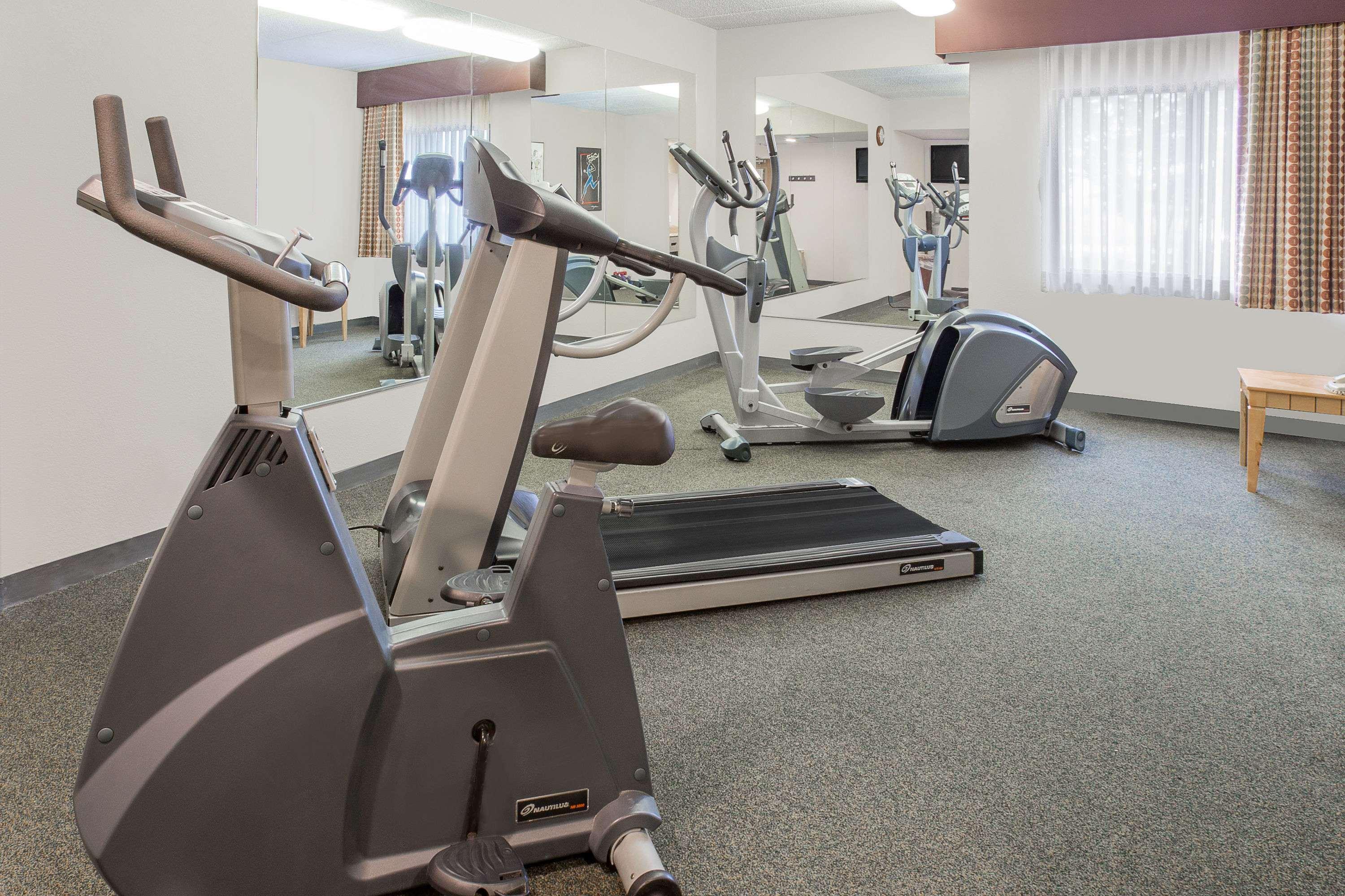 Gimnasio Baymont by Wyndham Janesville