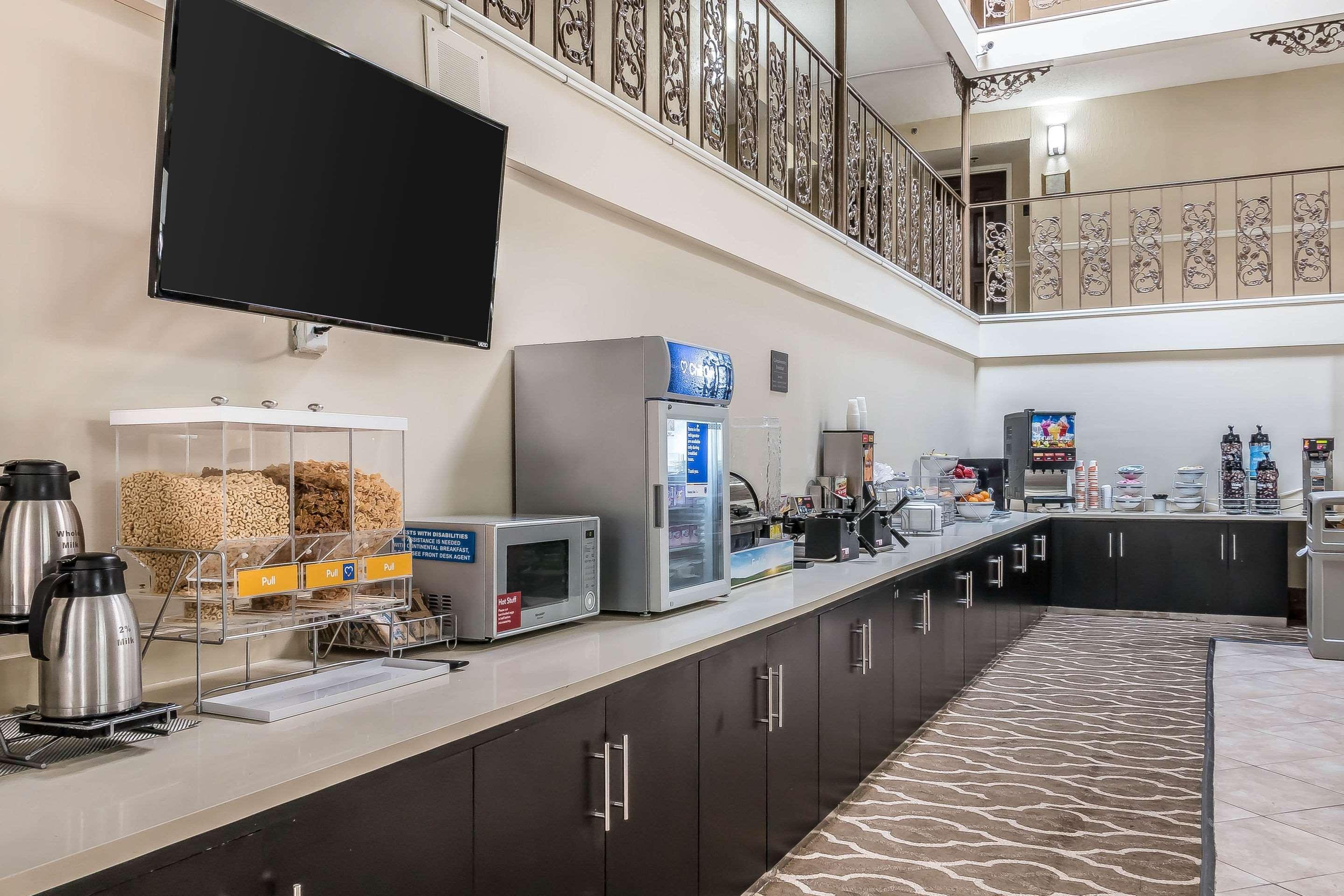 Restaurant Comfort Inn Savannah Midtown