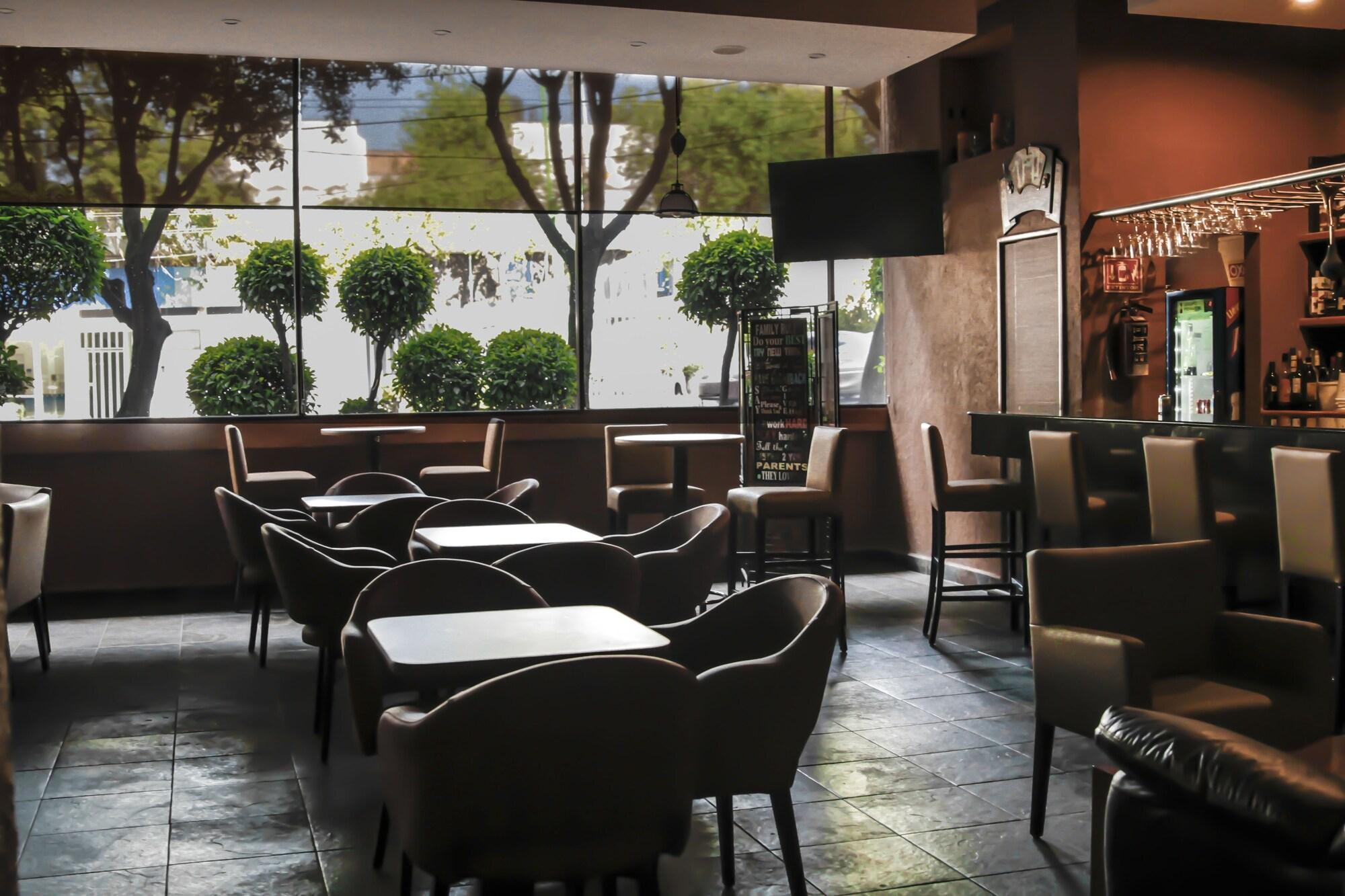 Restaurant Hotel Oslo - In Mexico City (Benito Juarez)