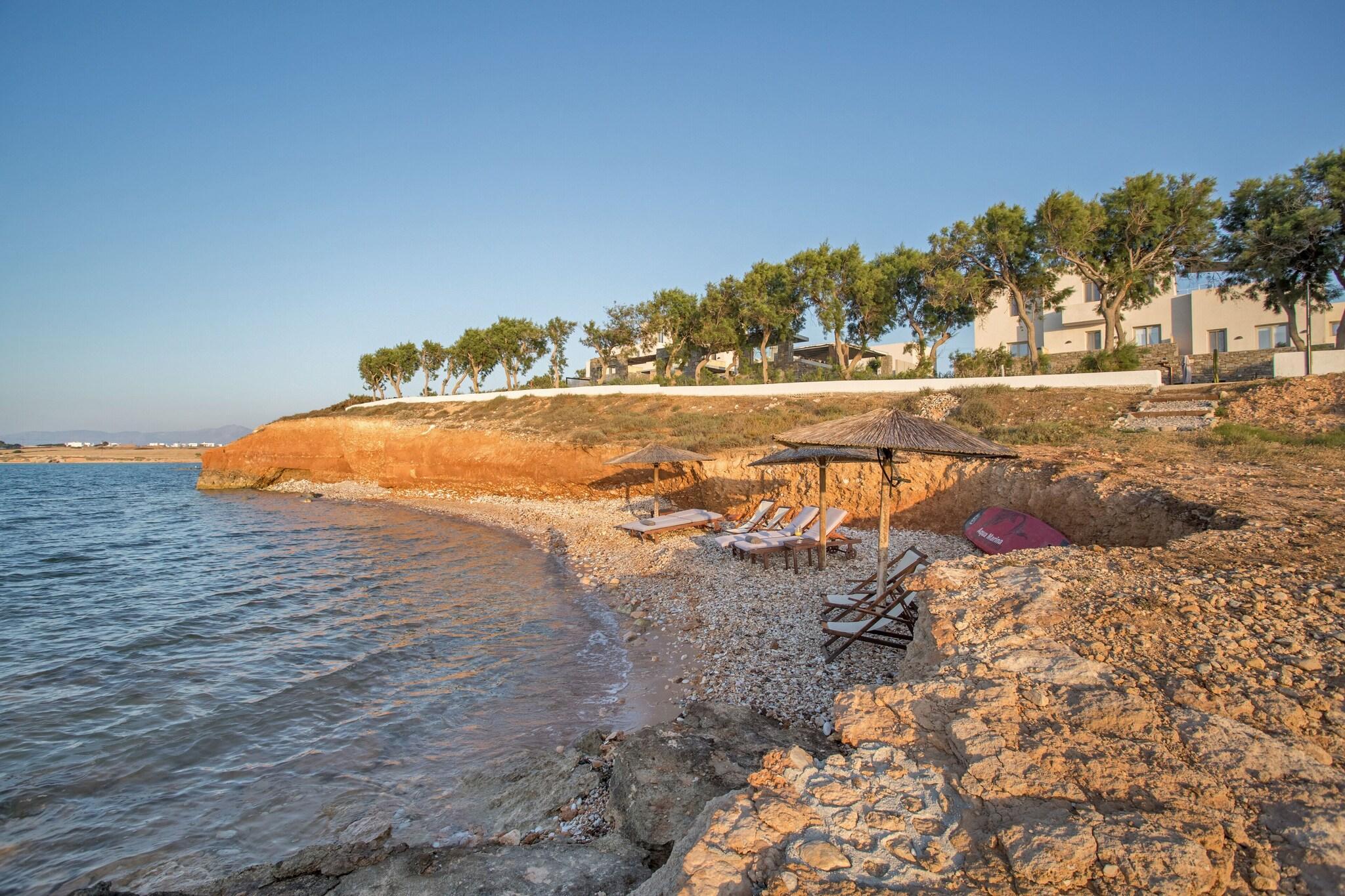 Playa Paros Comfy Suites