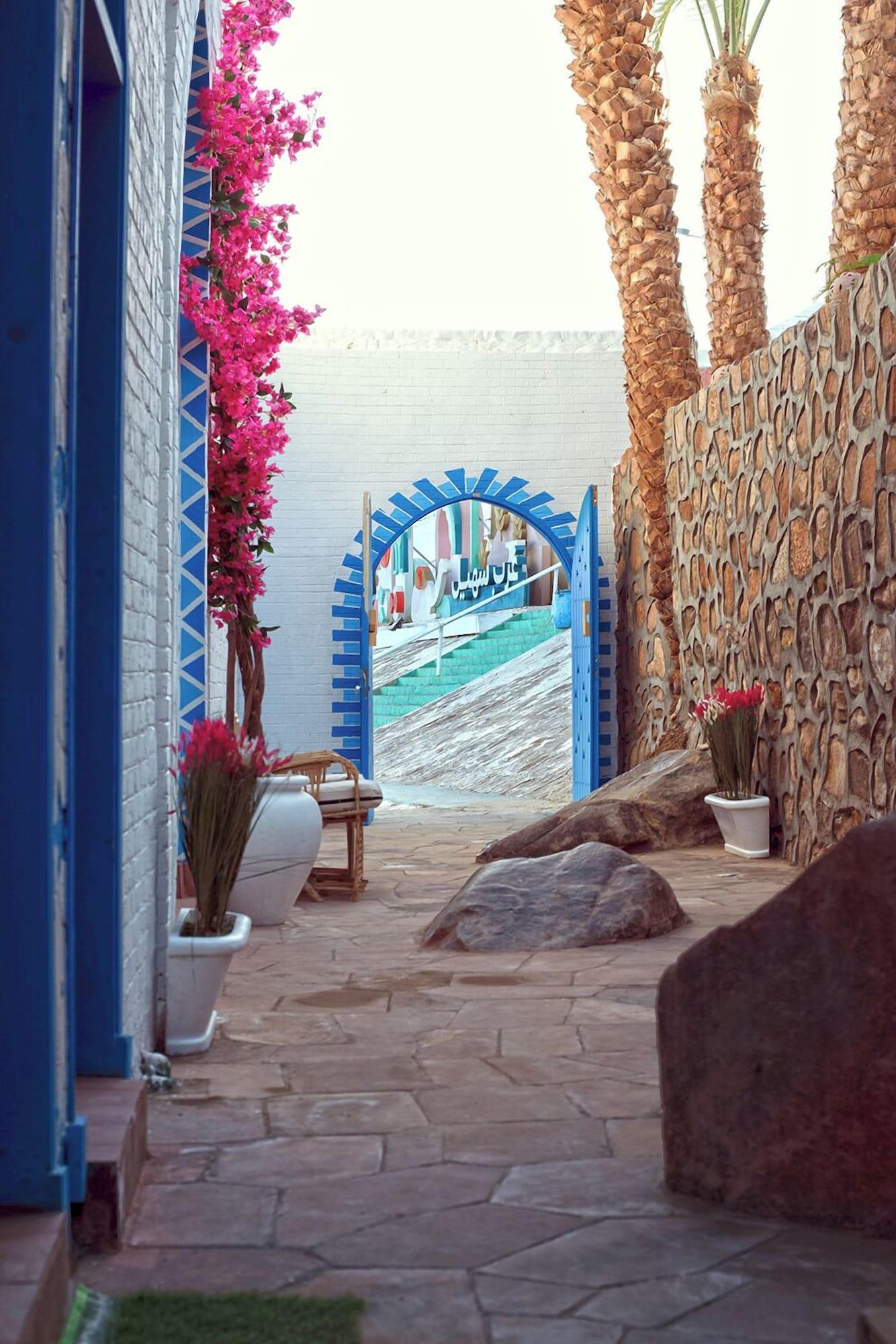 Vista Lobby Dolty Kato Nubian house