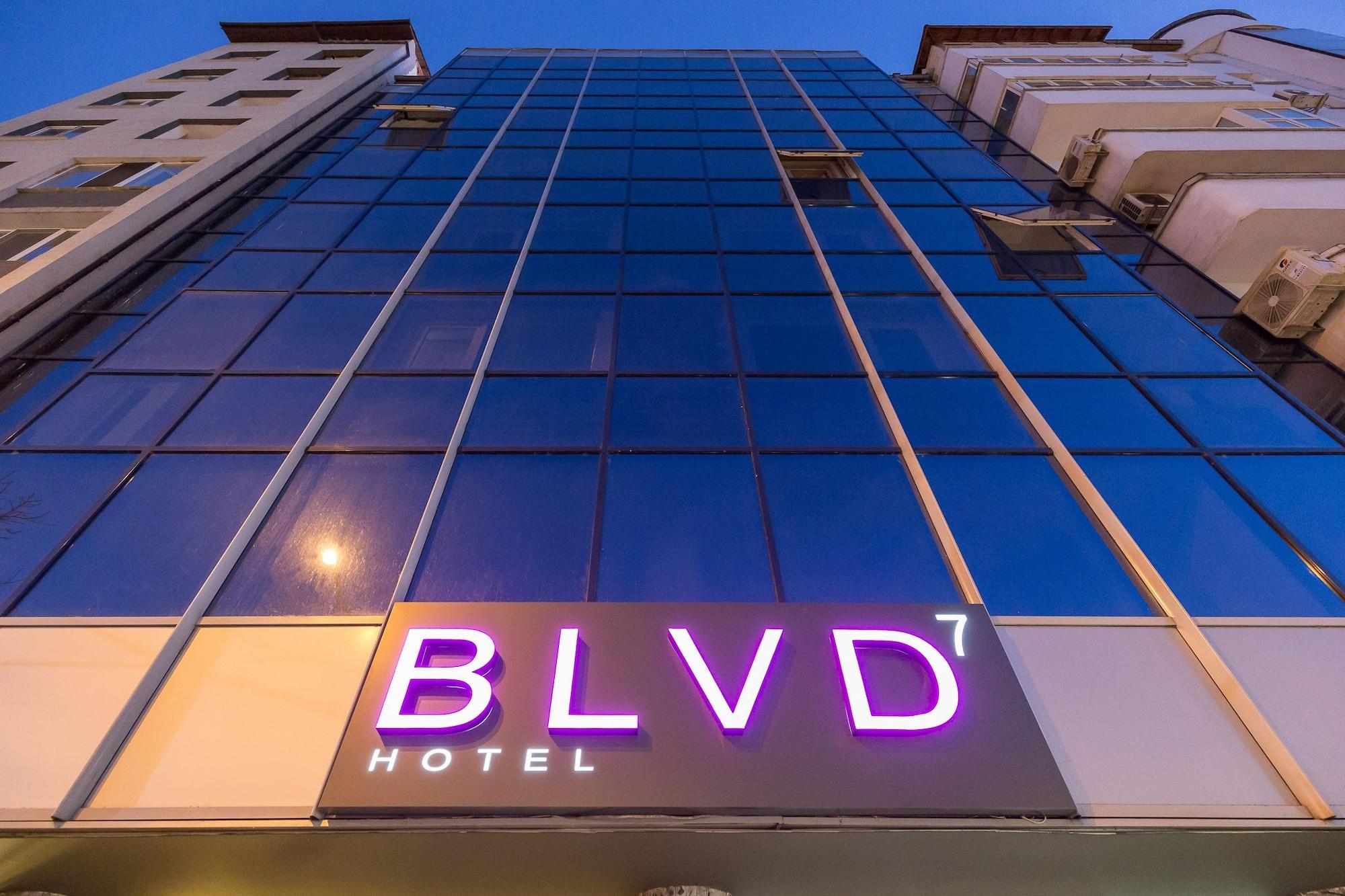 Vista Exterior Hotel BLVD7