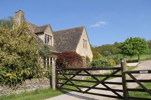 Alquiler Vacacional - Cotswold Cottage in historic village of Stanton with views over open fields