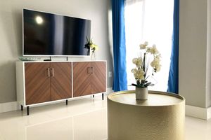 Vacation Rental - Walk to Universal Indoor/outdoor Pool Remodeled!
