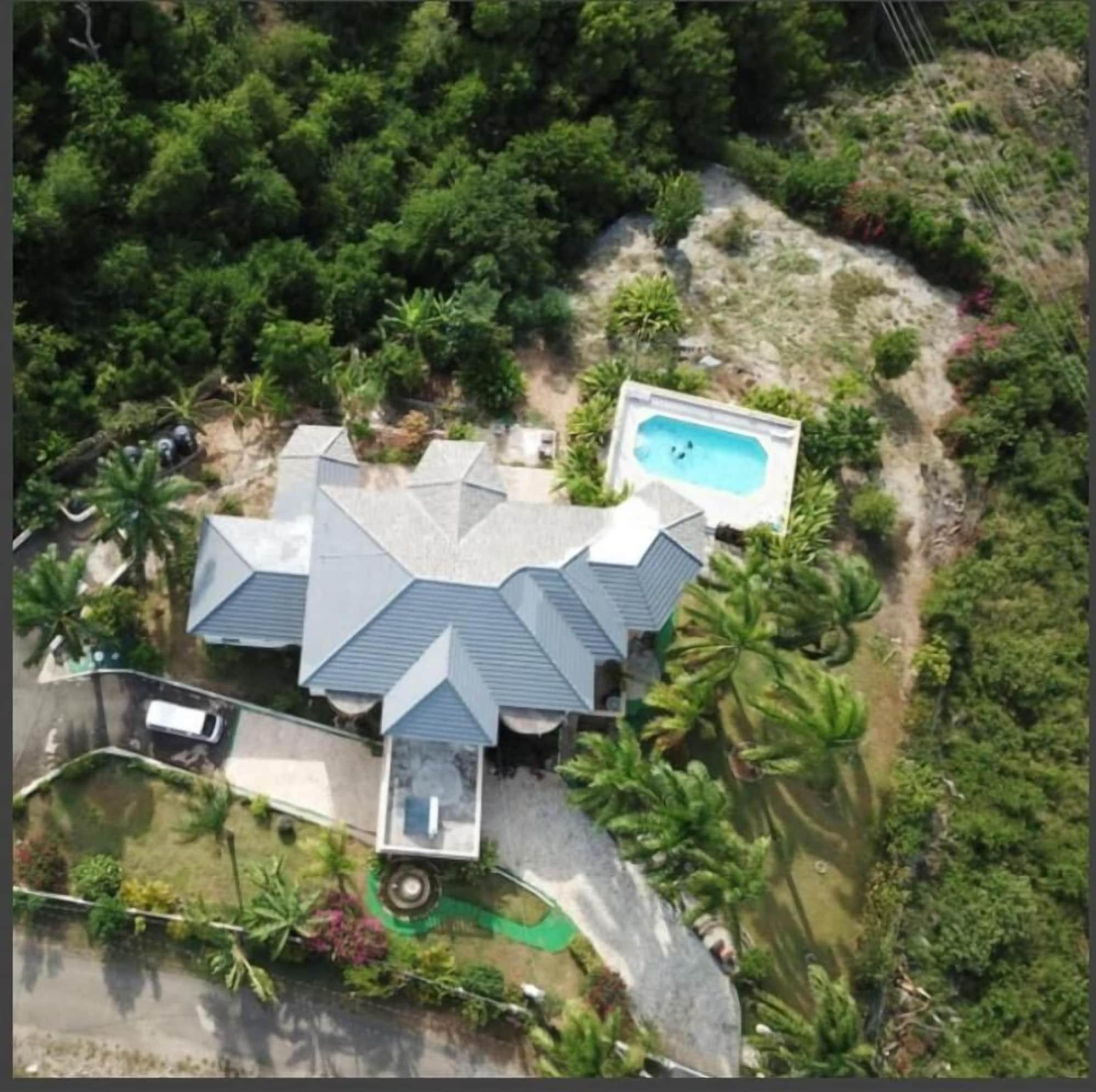 Vista Exterior EMERALD VIEW