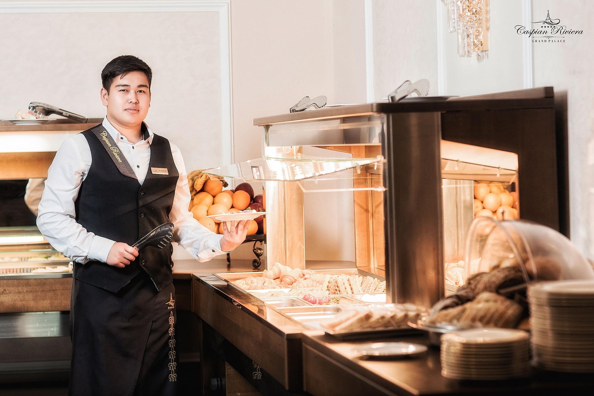 Restaurant Caspian Riviera Grand Palace