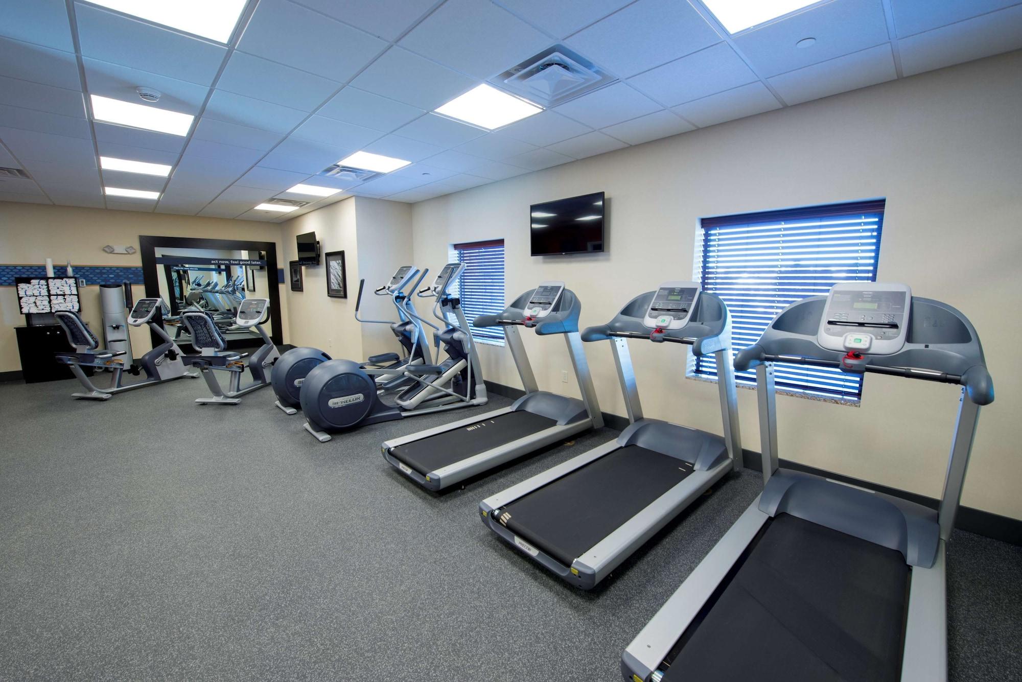 Gimnasio Hampton Inn & Suites Bismarck Northwest