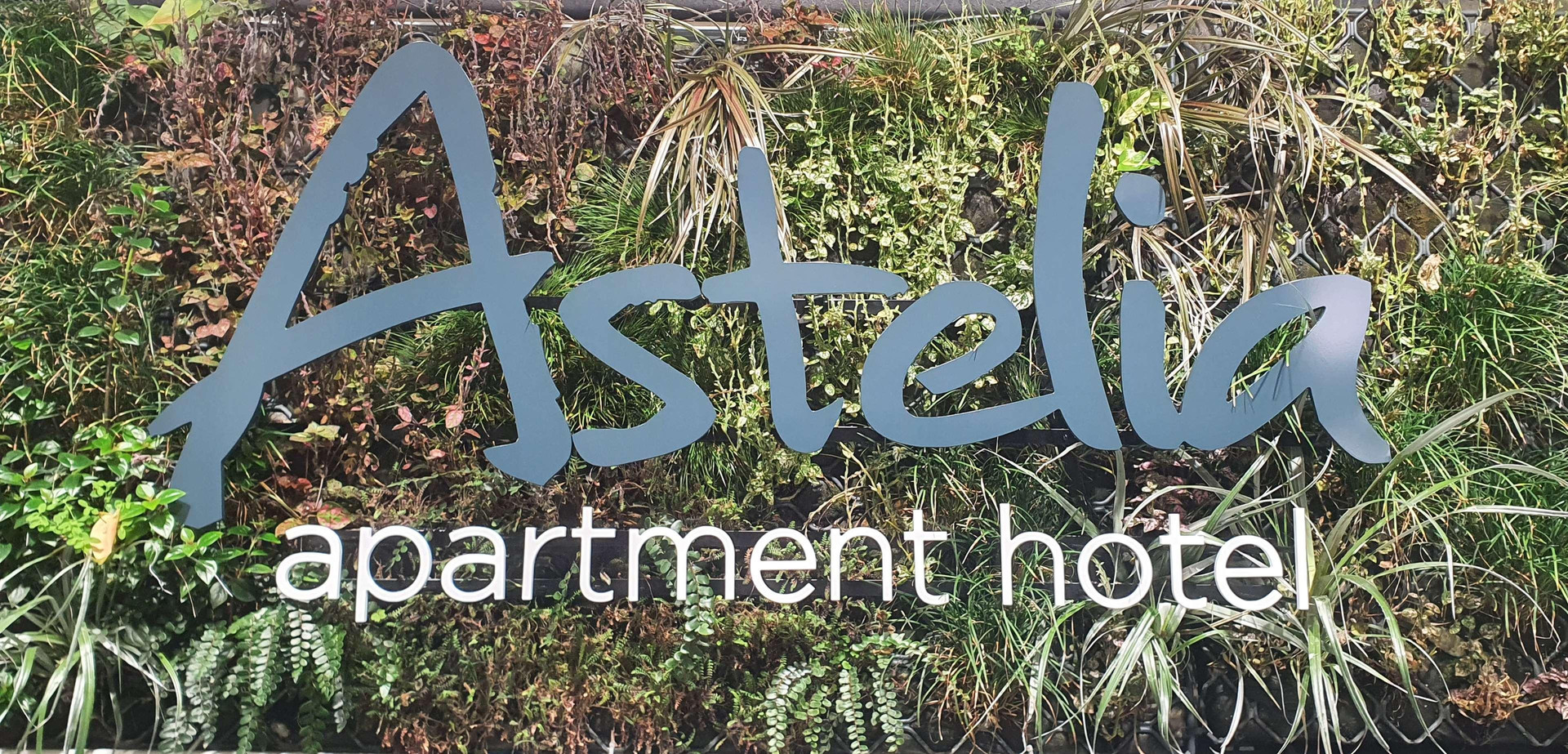 Vista Exterior Astelia Apartment Hotel