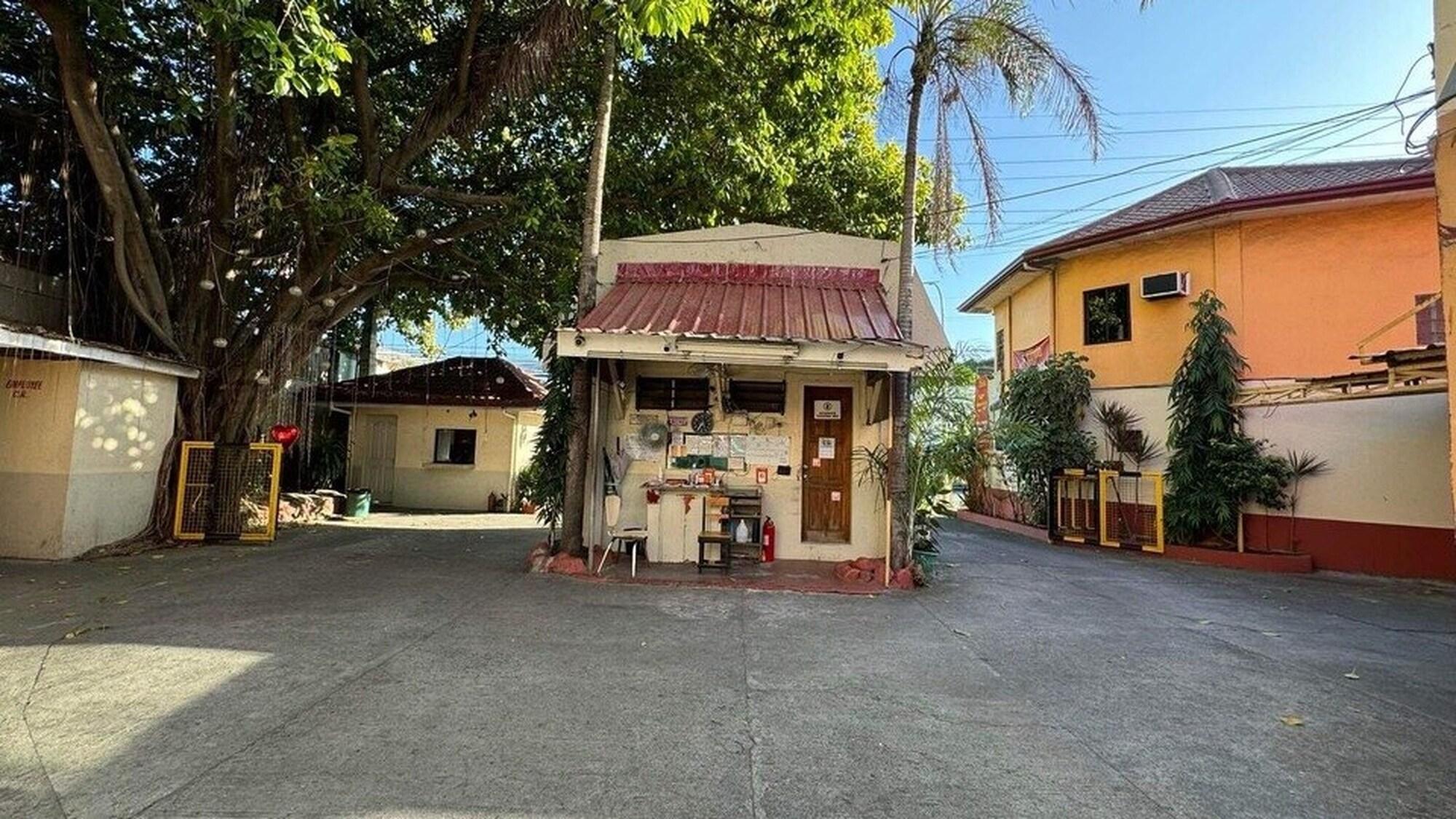 Vista Lobby OYO 1026 Evita Hotel Bacoor