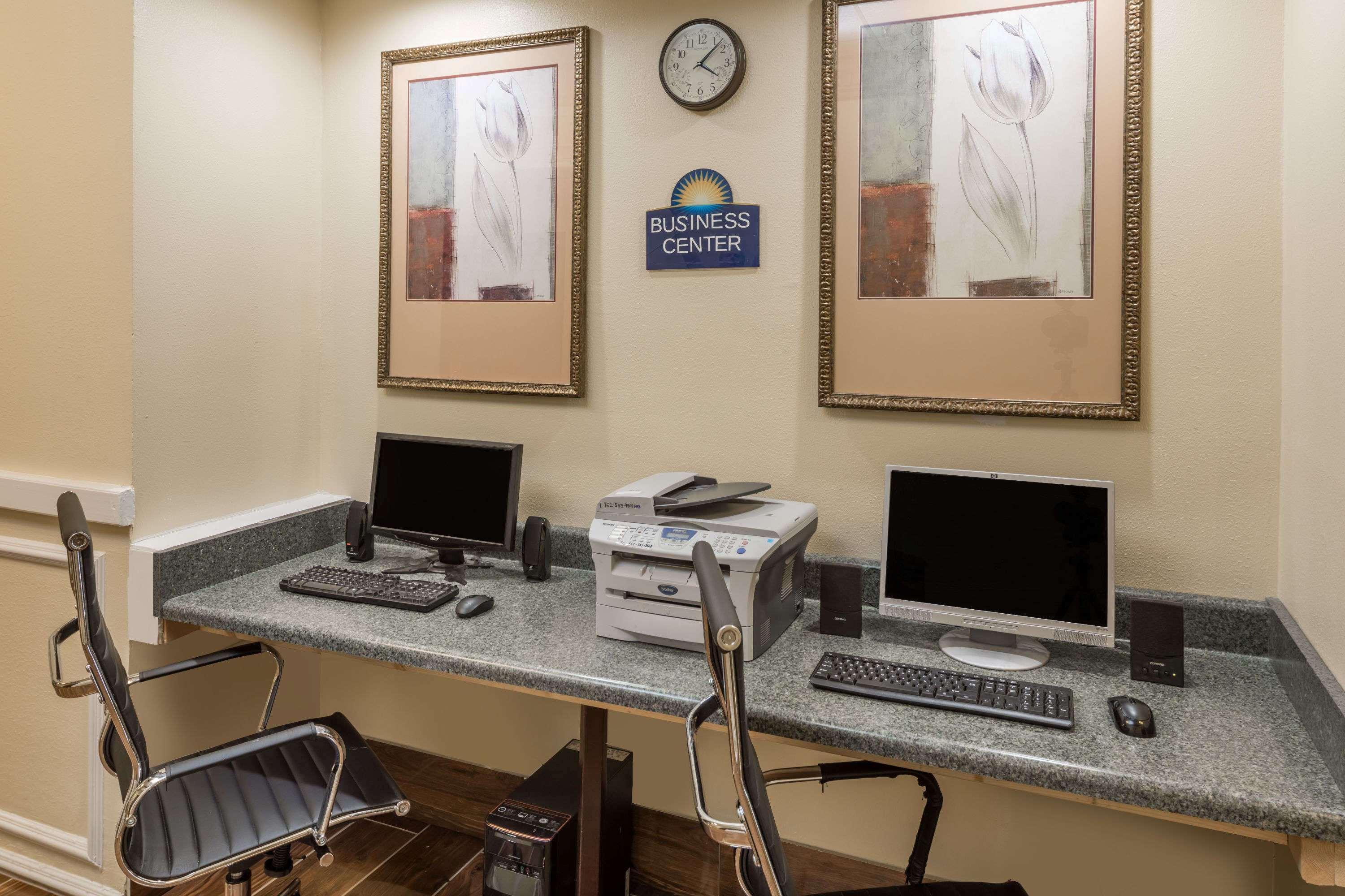 Centro de Negocios Days Inn by Wyndham Madison