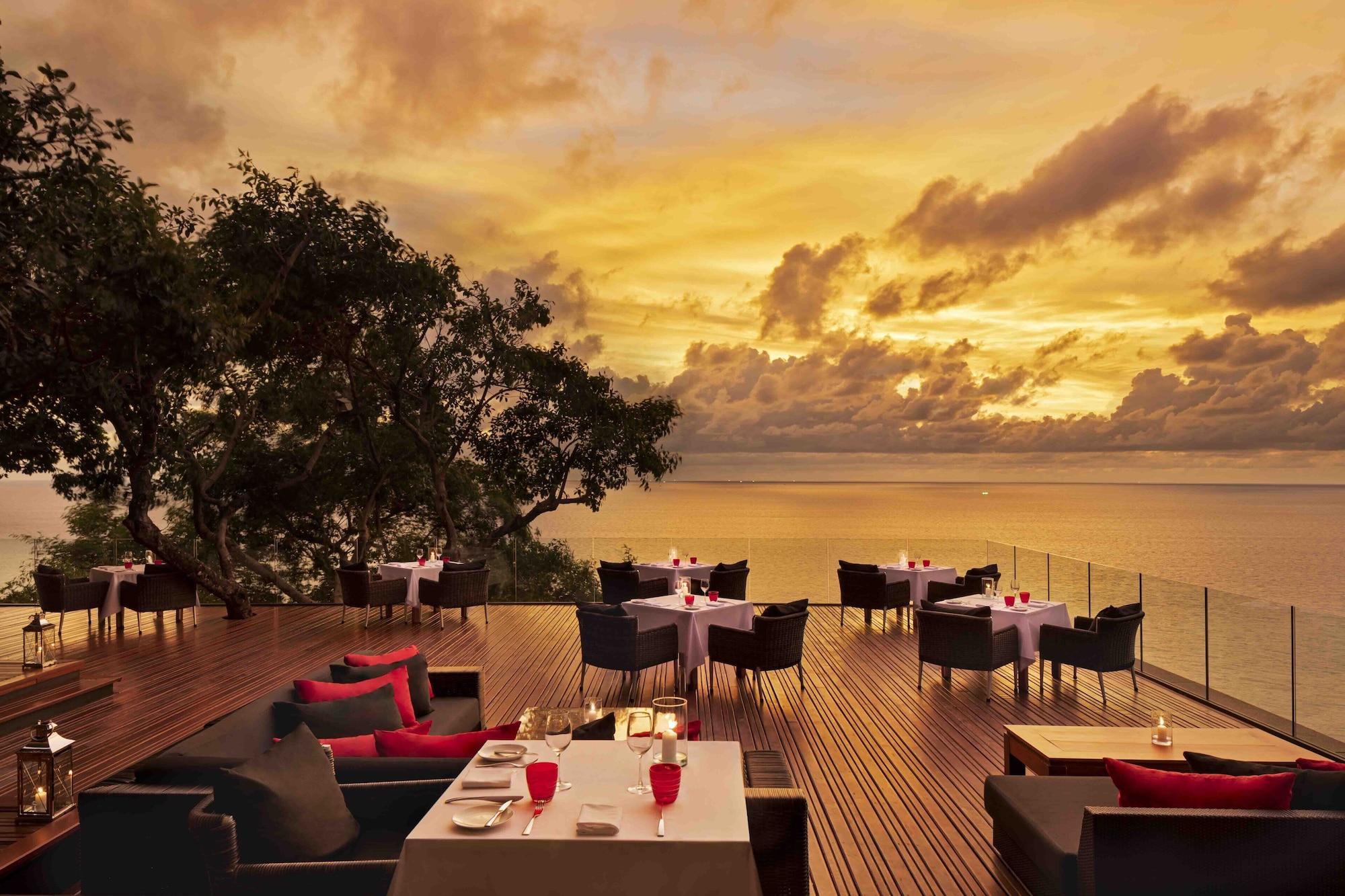 Restaurant Paresa Resort Phuket