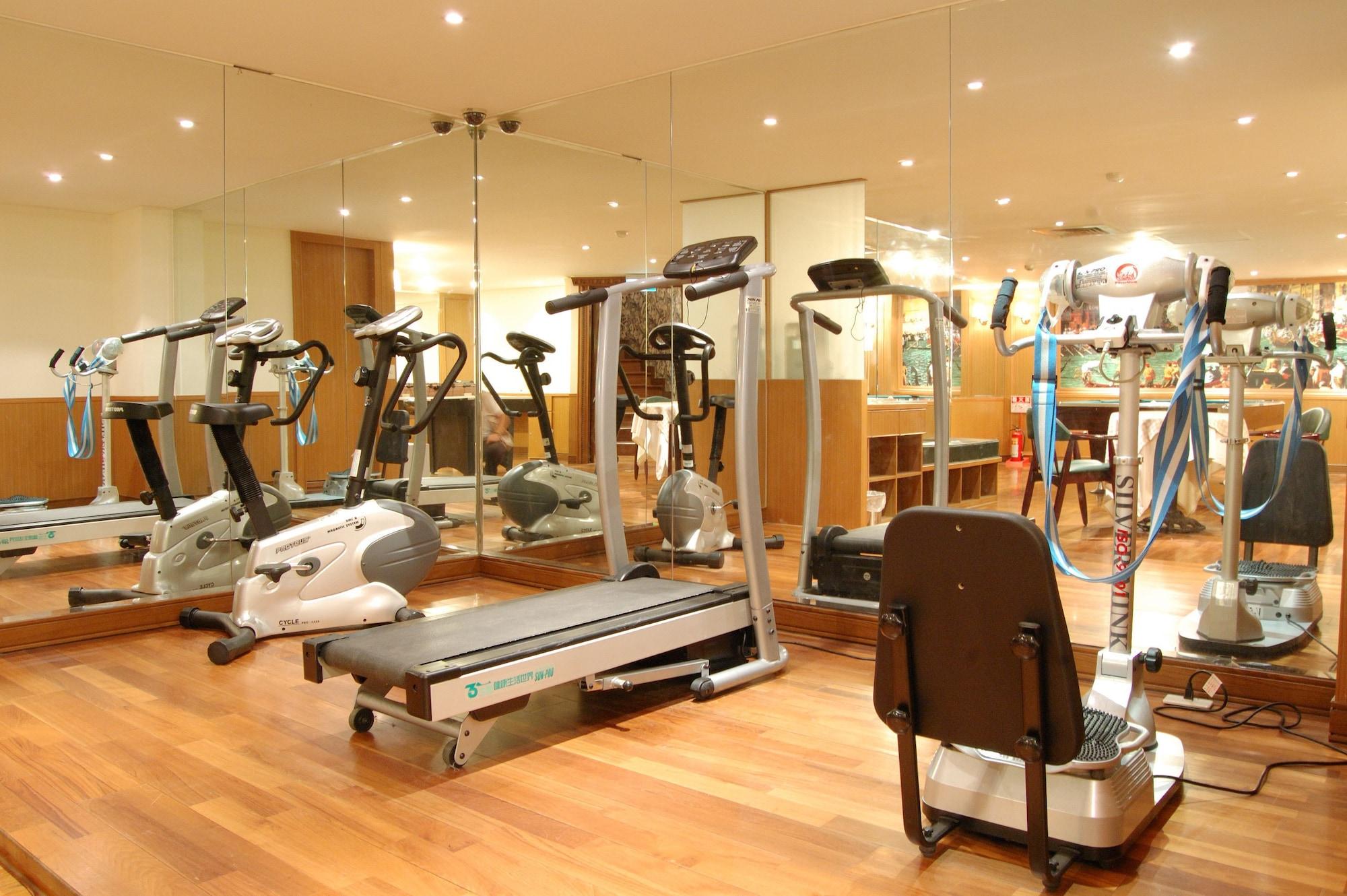 Gimnasio Grand Boss Hotel