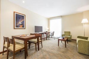 Alojamiento - Holiday Inn Express Quito by IHG
