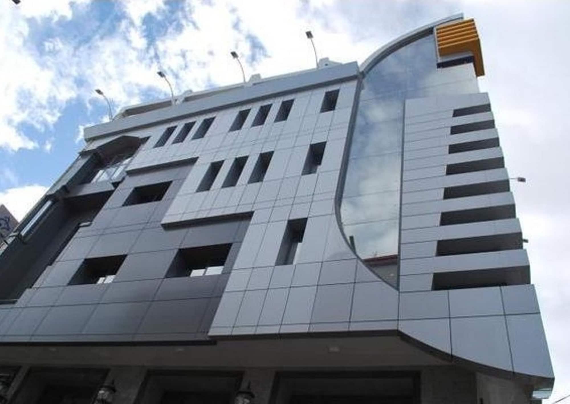 Varios Hotel El Bez