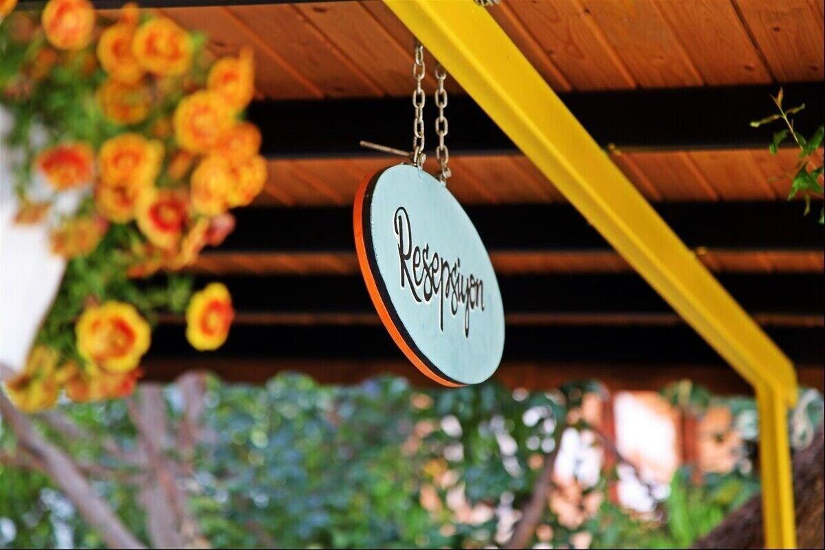 Vista Lobby Kas 11 Oda Boutique Pension