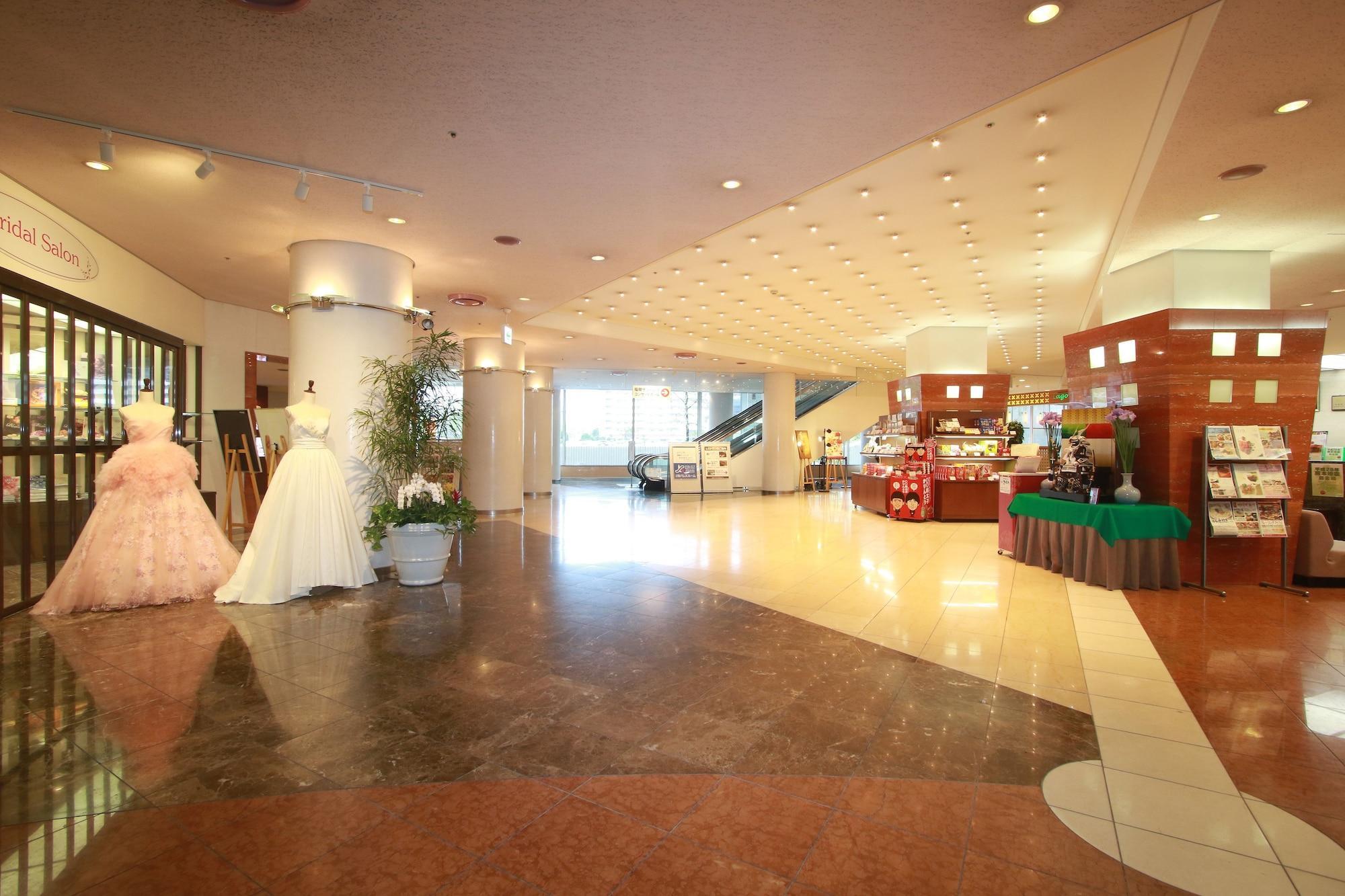 Vista Lobby Fukuoka Sunpalace