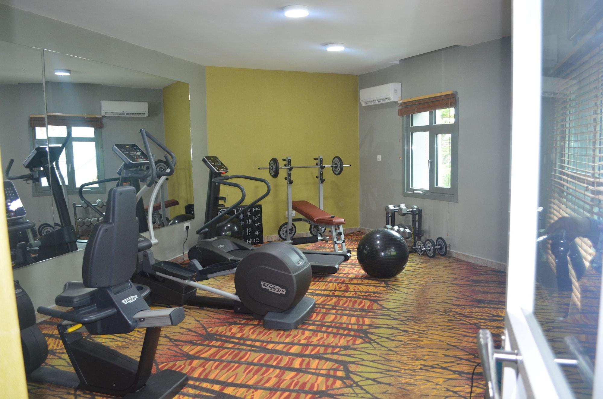 Gimnasio Lakewood Luxury Apartment