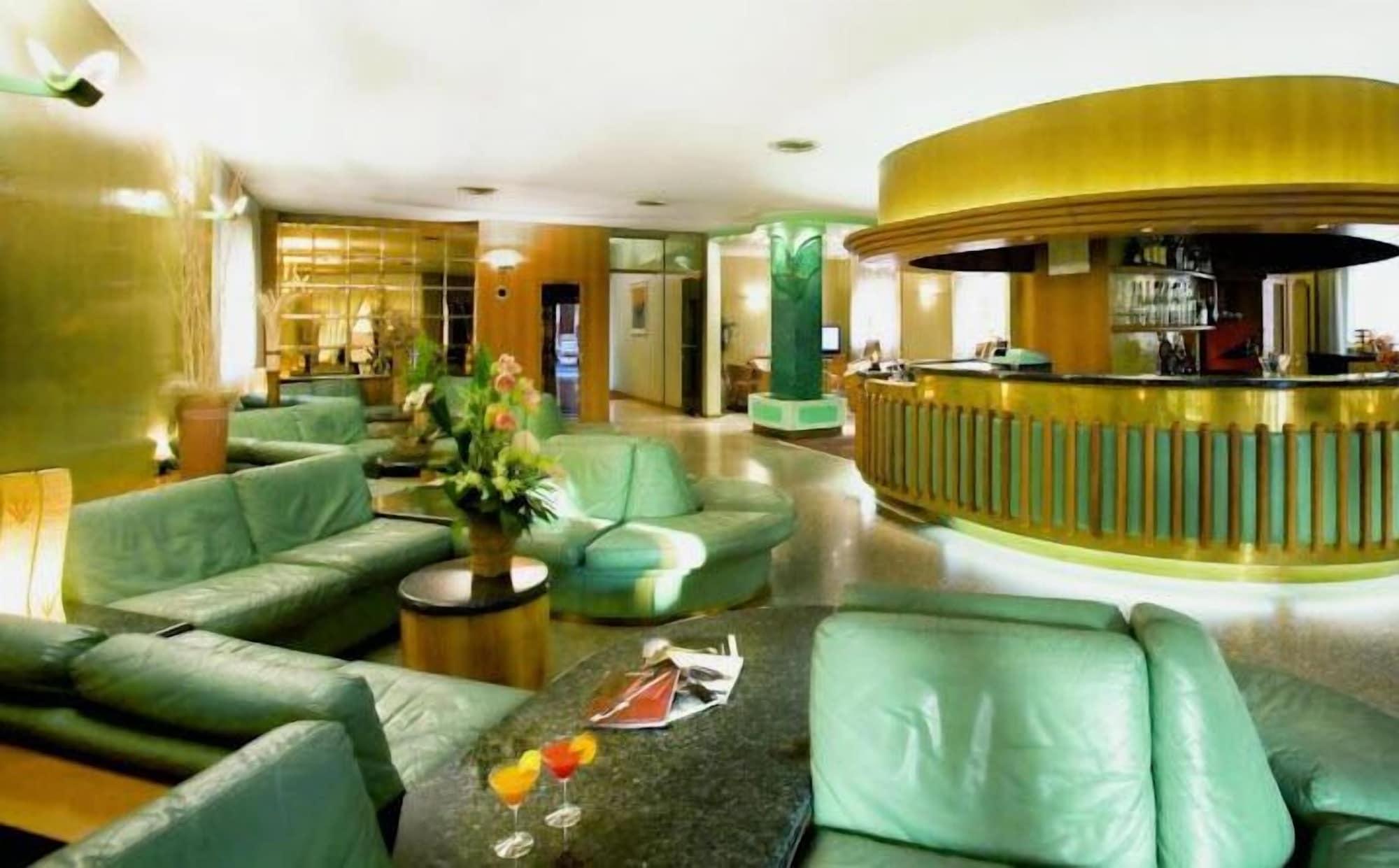 Vista Lobby Albergo Milano