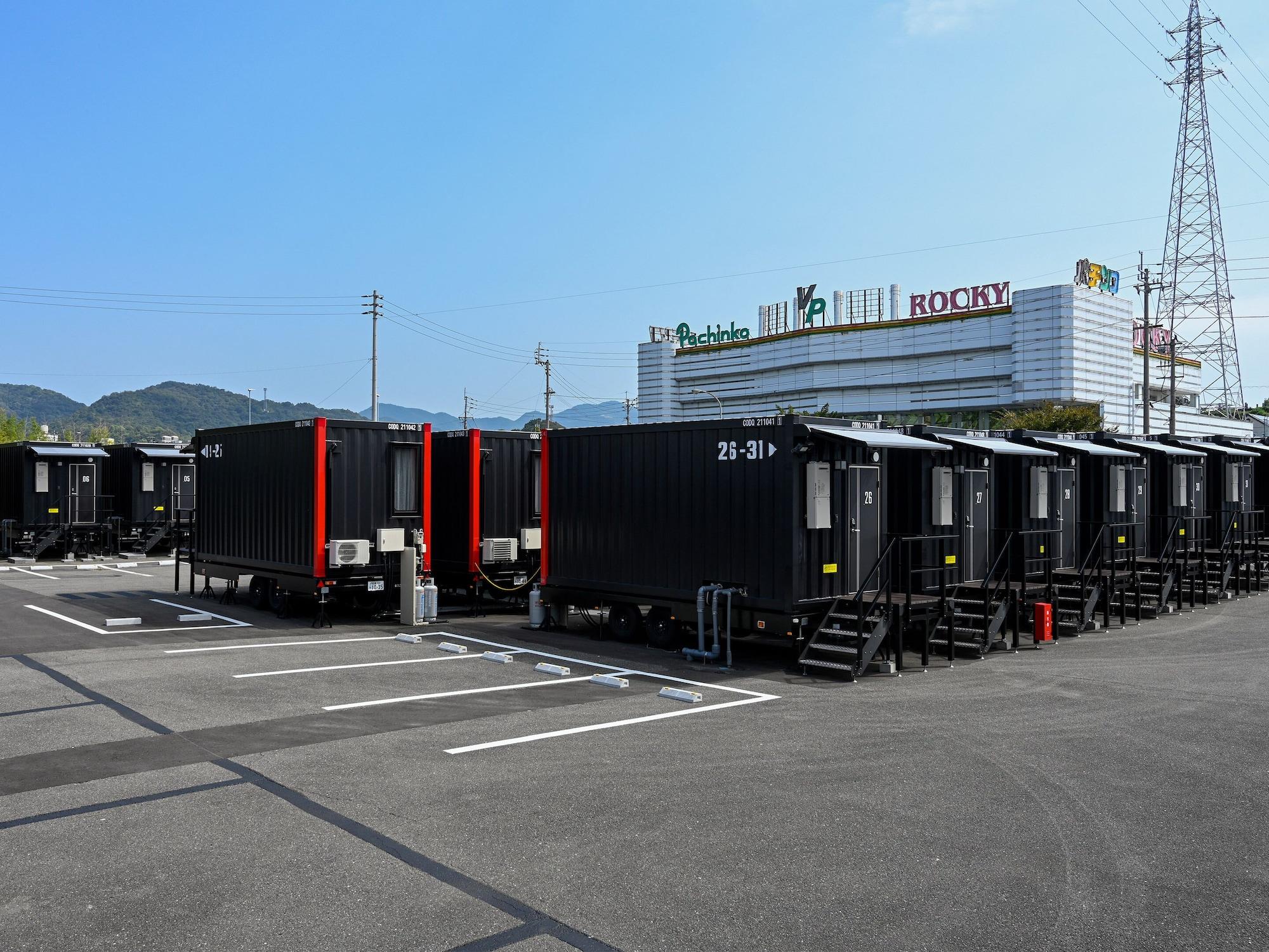 Vista Exterior HOTEL R9 The Yard Shikokuchuo