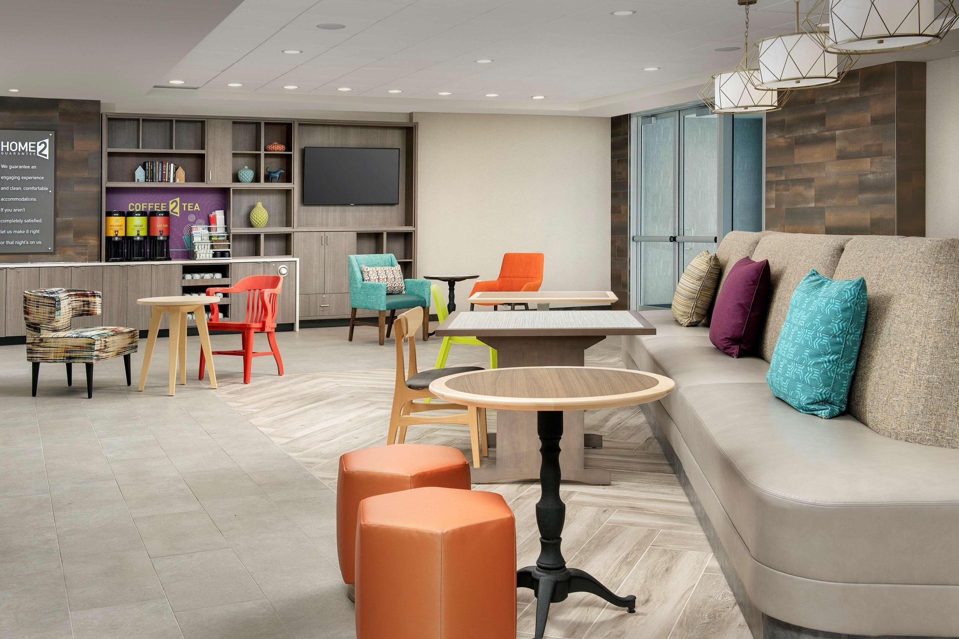 Vista Lobby Home2 Suites by Hilton Tampa Westshore Airport, FL