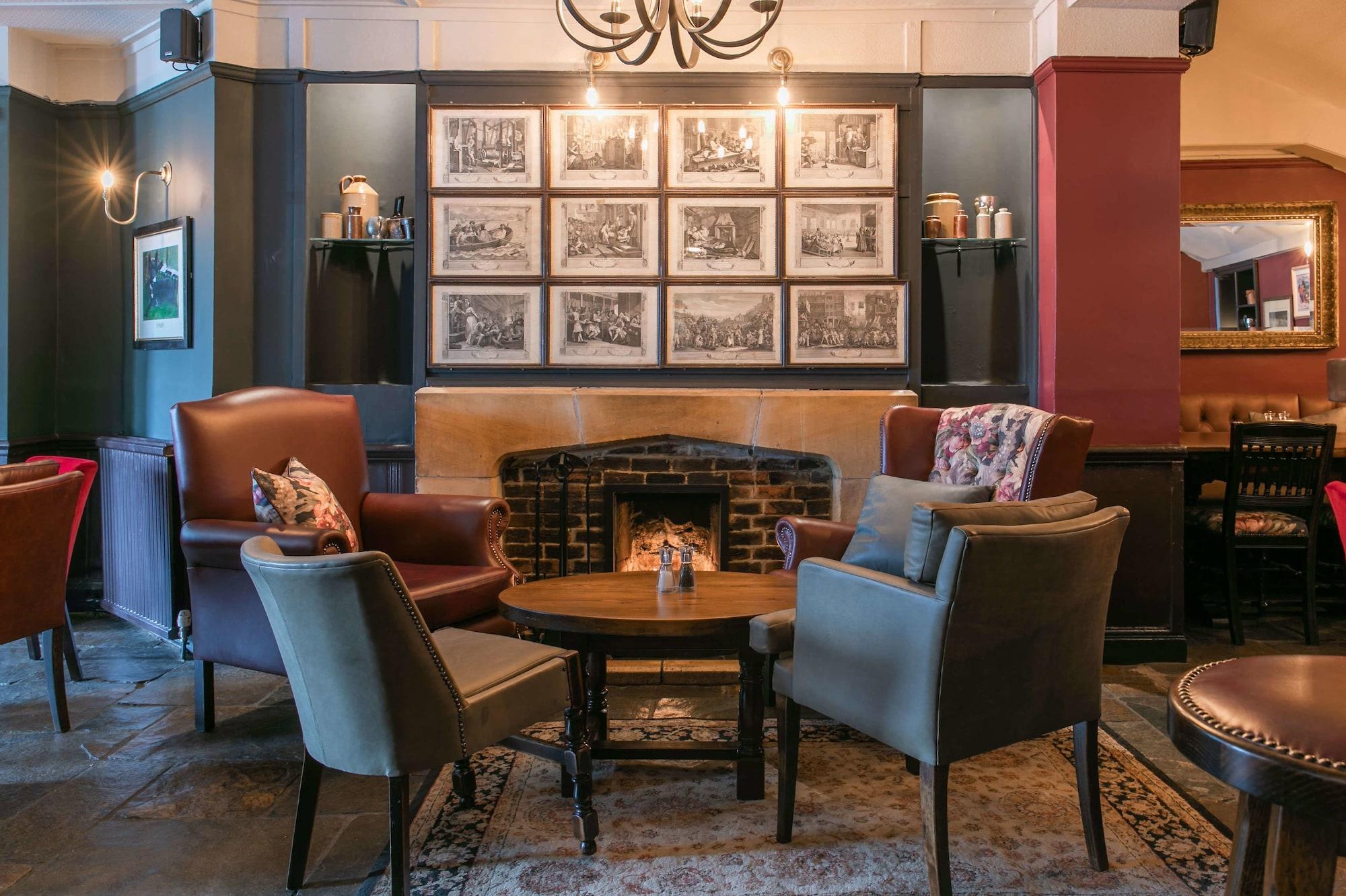 Vista Lobby The Rose & Crown Wimbledon