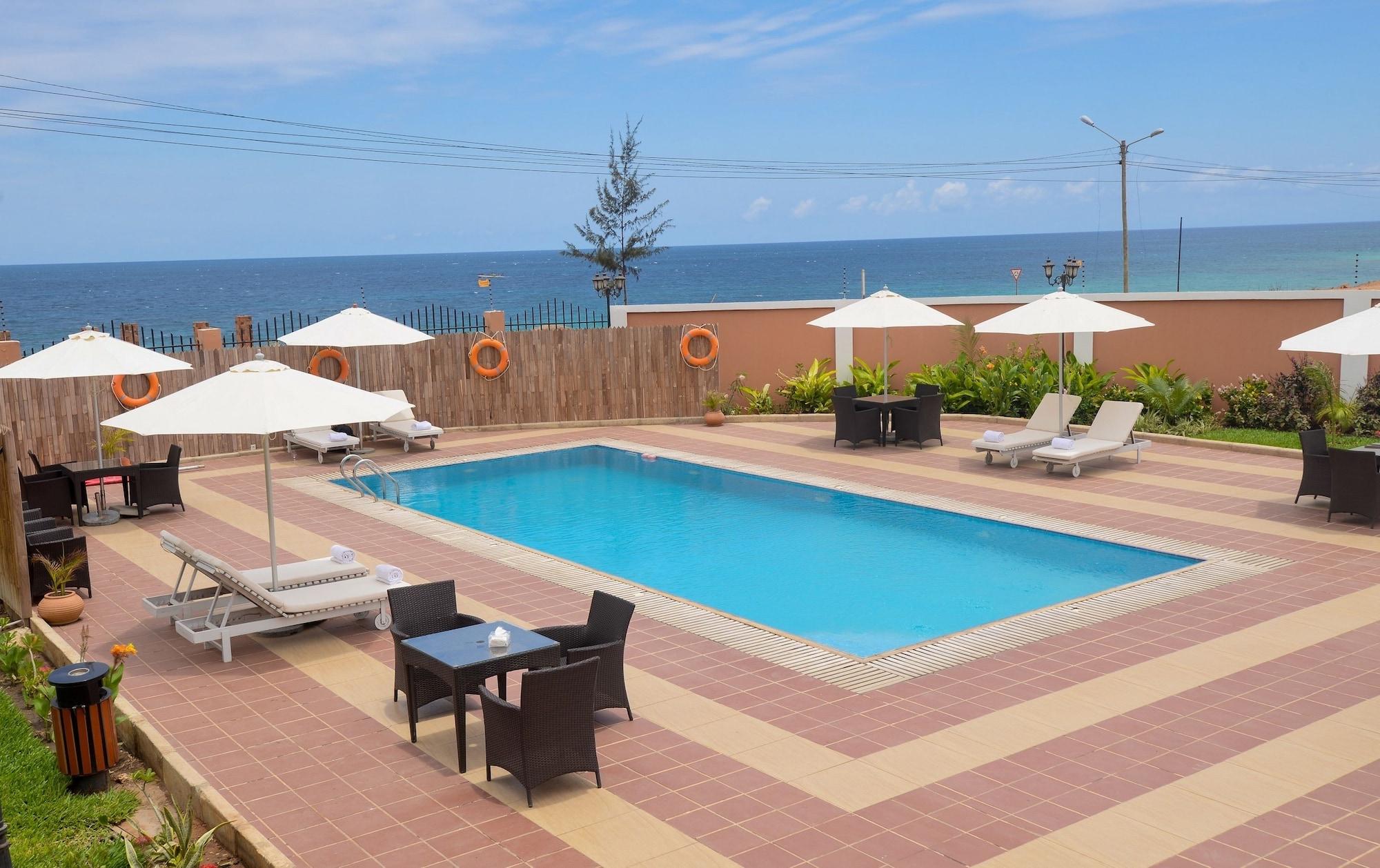 Playa Raphael's Hotel