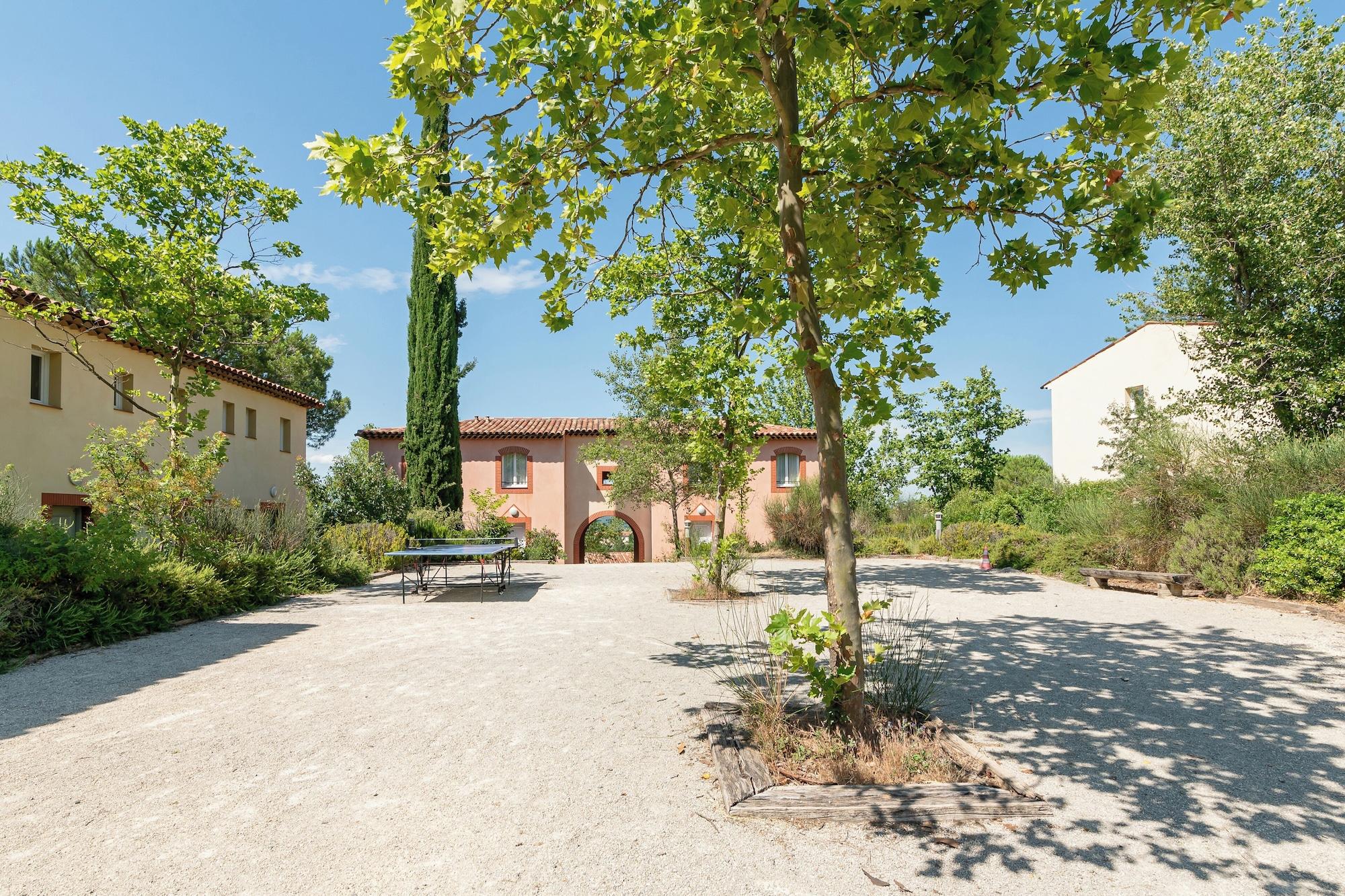 Vista Exterior Village Le Rouret Pierre & Vacances