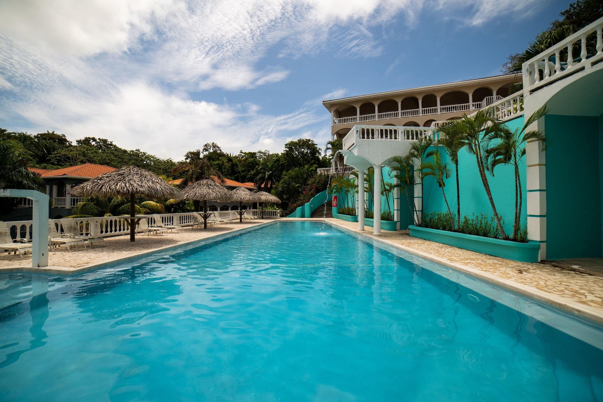 Vista Exterior West End Dive Resort