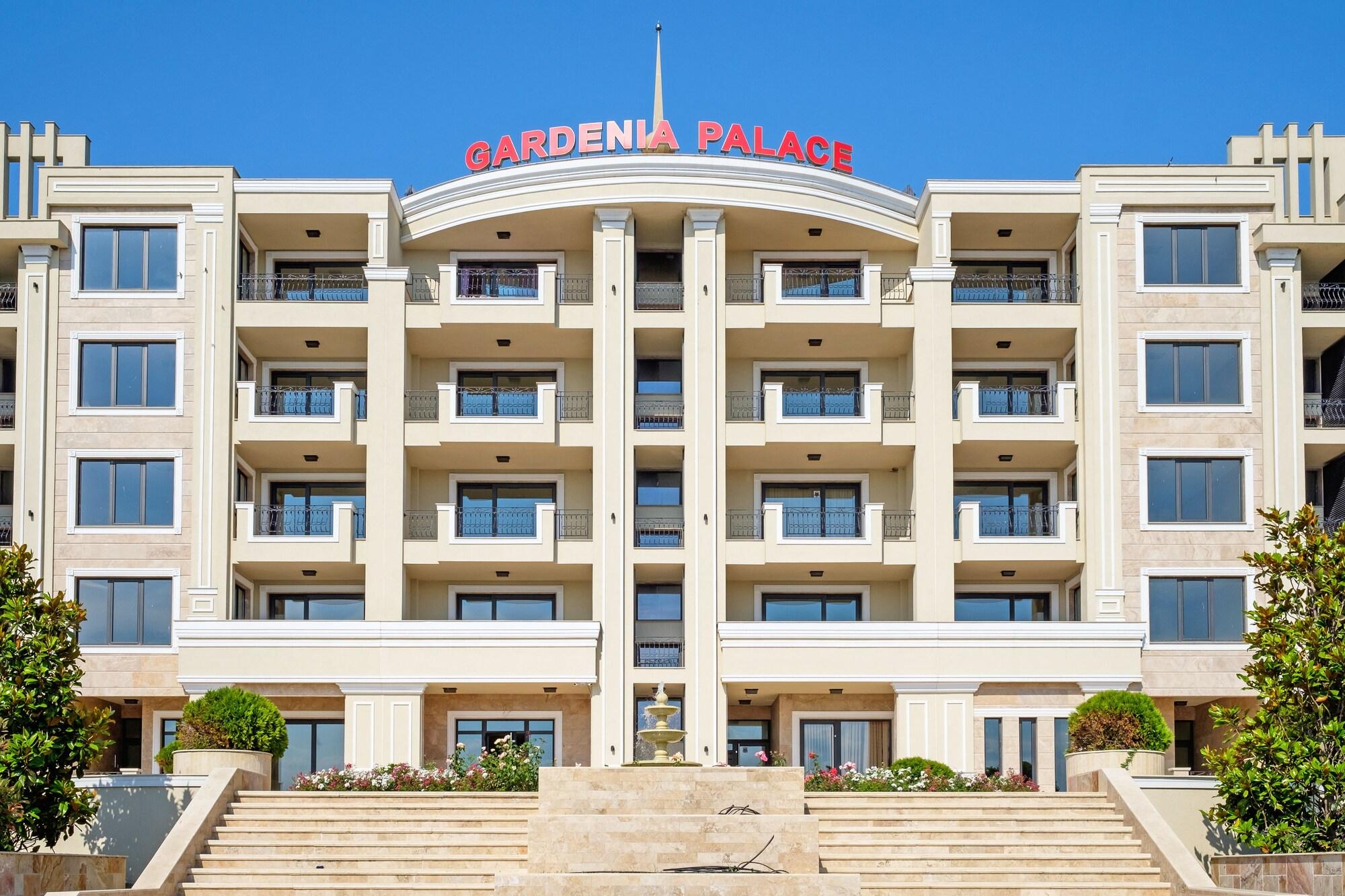 Vista Exterior Gardenia Beach Palace Aparthotel