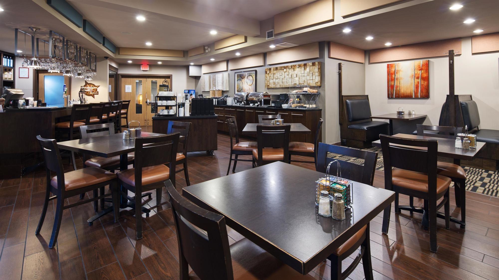 Restaurant Best Western Plus Bridgewater Hotel & Convention Centre