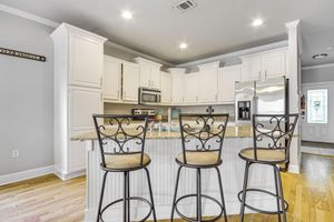 Alquiler Vacacional - Biloxi Condo w/ Community Pool ~ Half-mi to Beach!