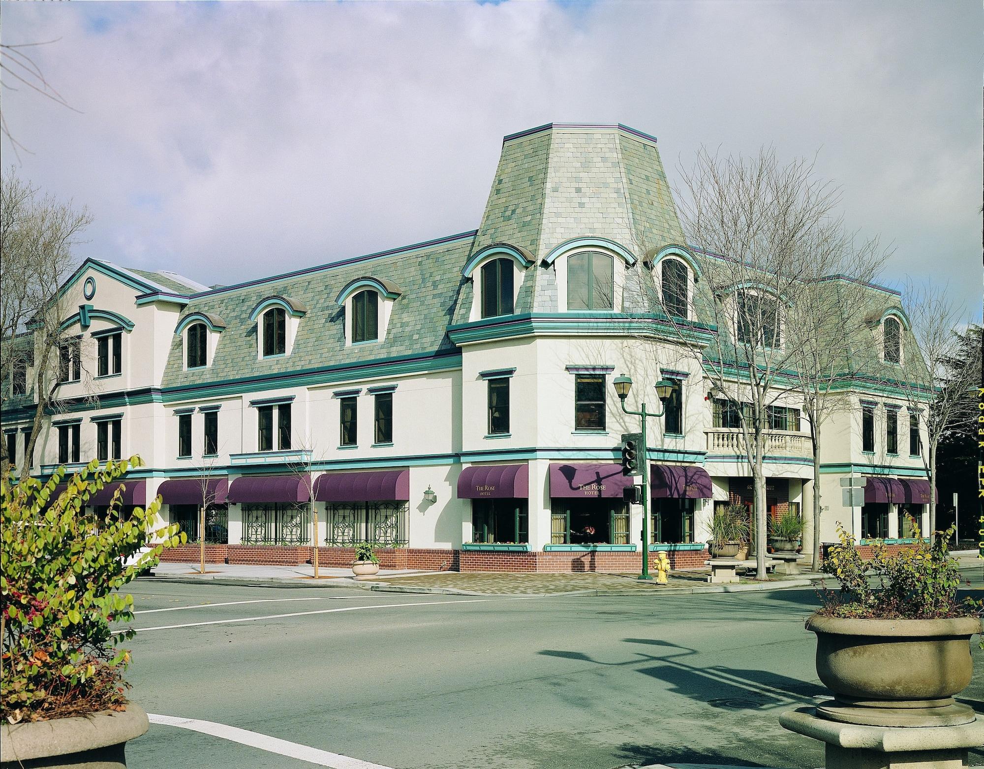 Vista Exterior The Rose Hotel