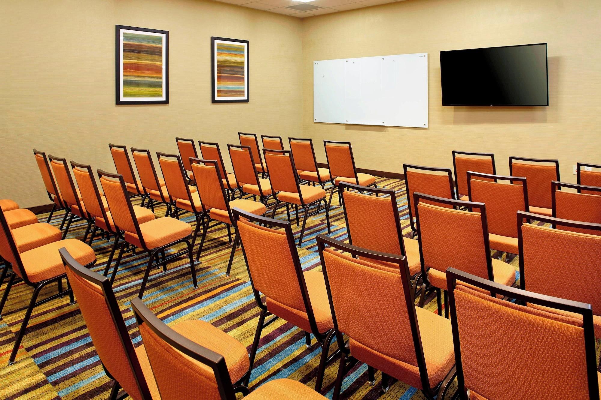 Sala de Reuniones Fairfield by Marriott Inn & Suites Wheeling at The Highlands