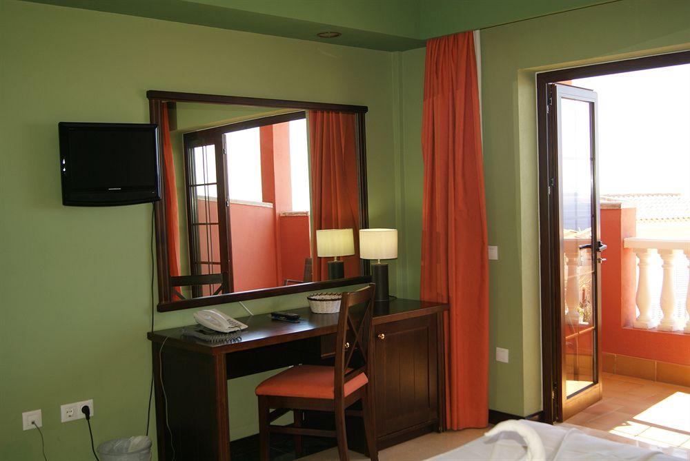 Habitación Grand Hotel Callao