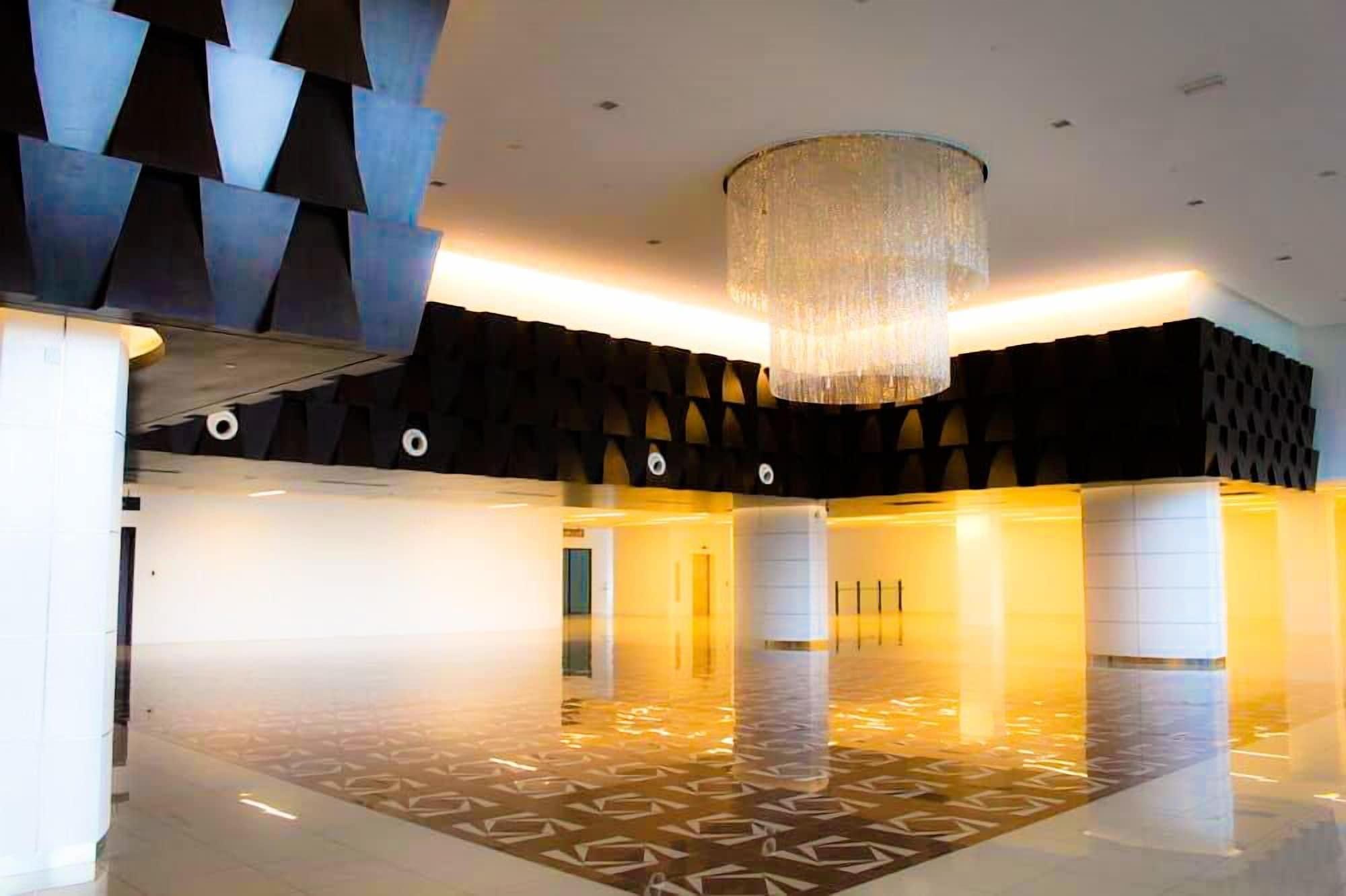 Vista Lobby Arch Plus Studio at Trefoil Setia City