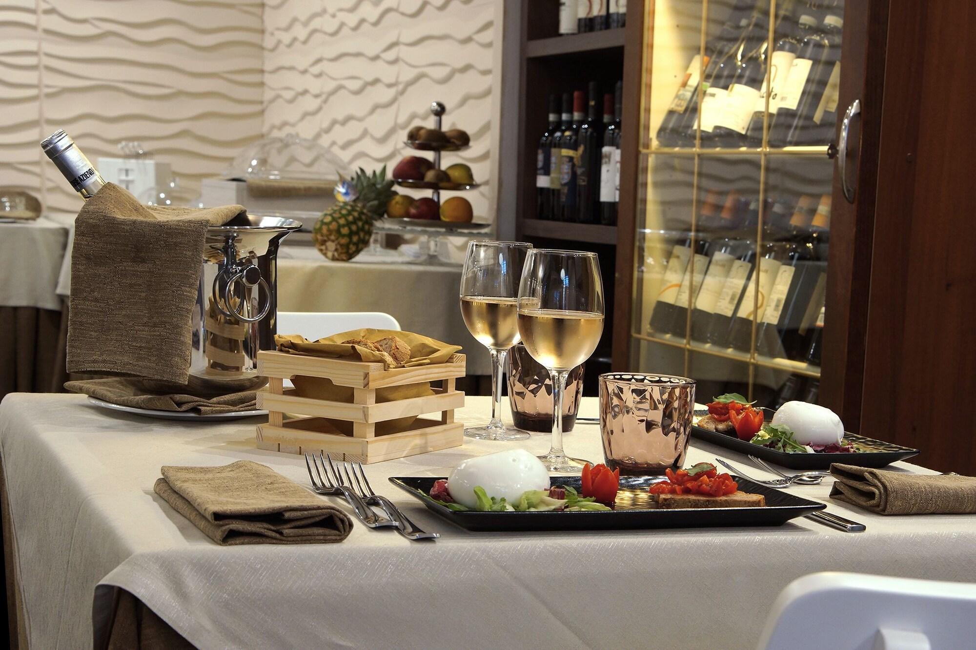 Restaurant Hotel Leopardi