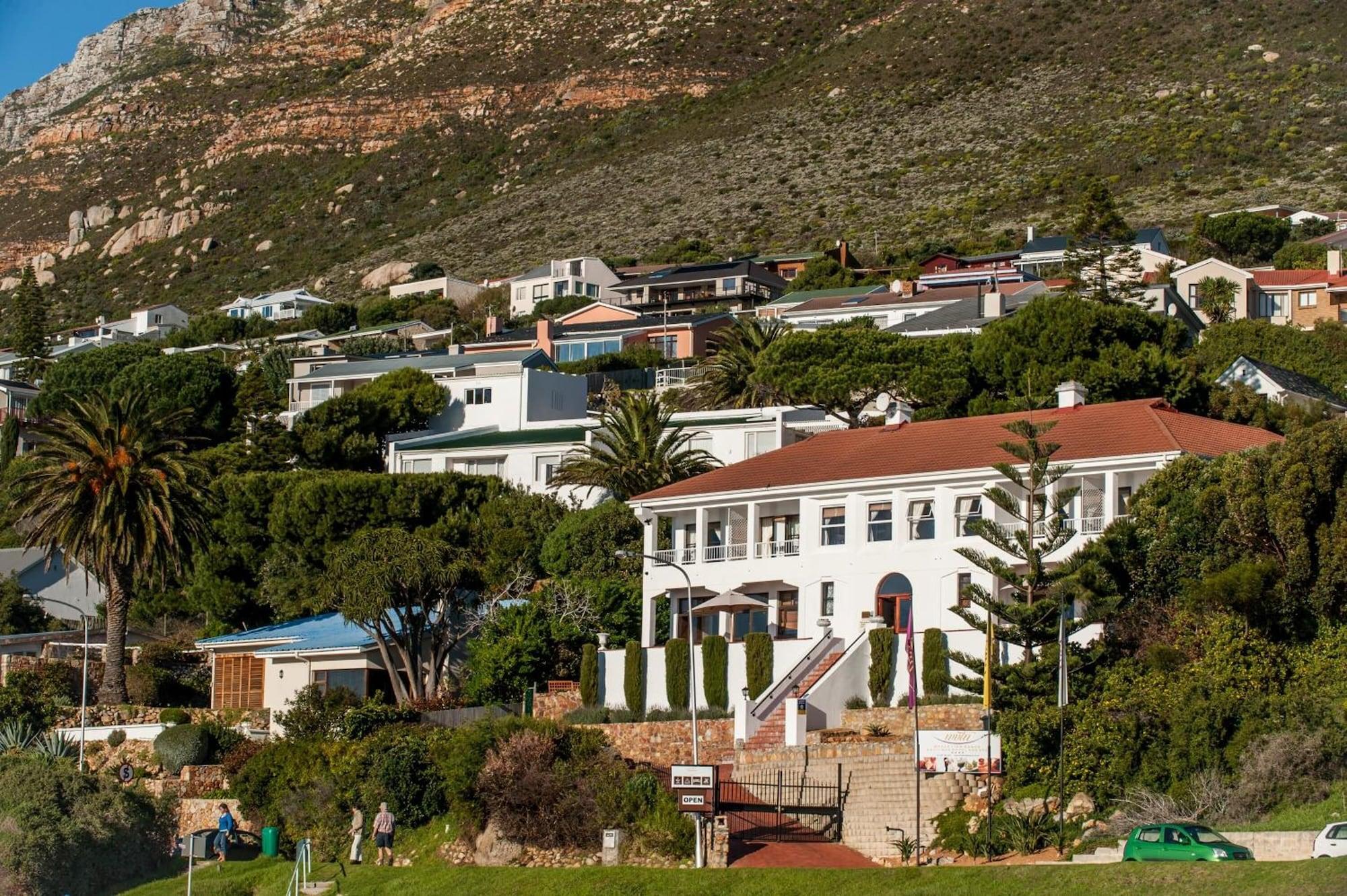 Vista Exterior Whale View Manor Guesthouse