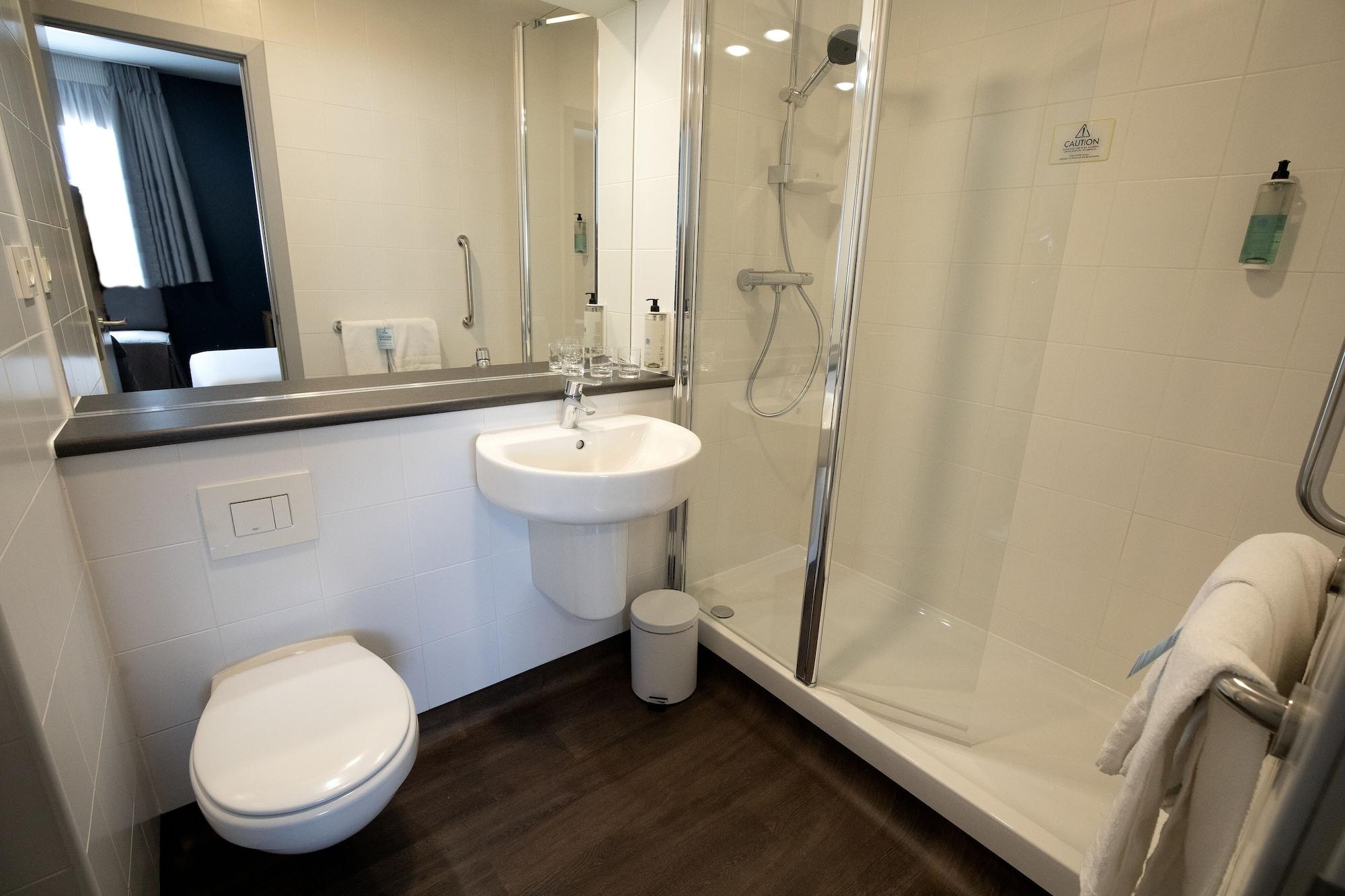 Equipamiento de Habitación Travelodge Madrid Metropolitano