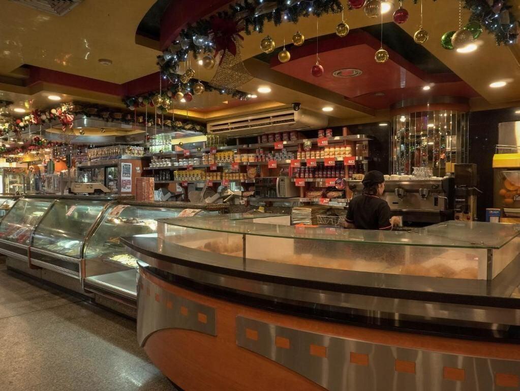 Bar/Salón Hotel El Arroyo