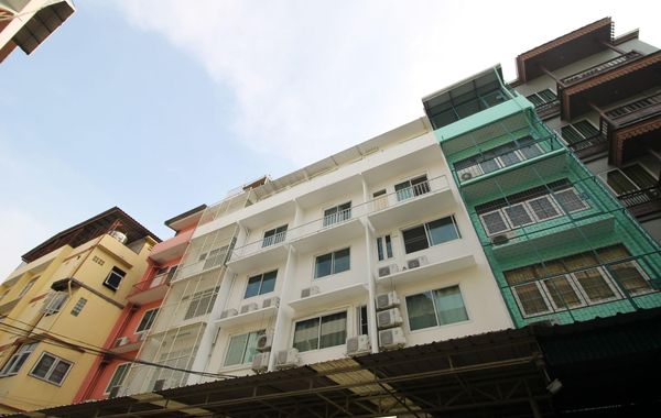 Baan Nampetch Hostel