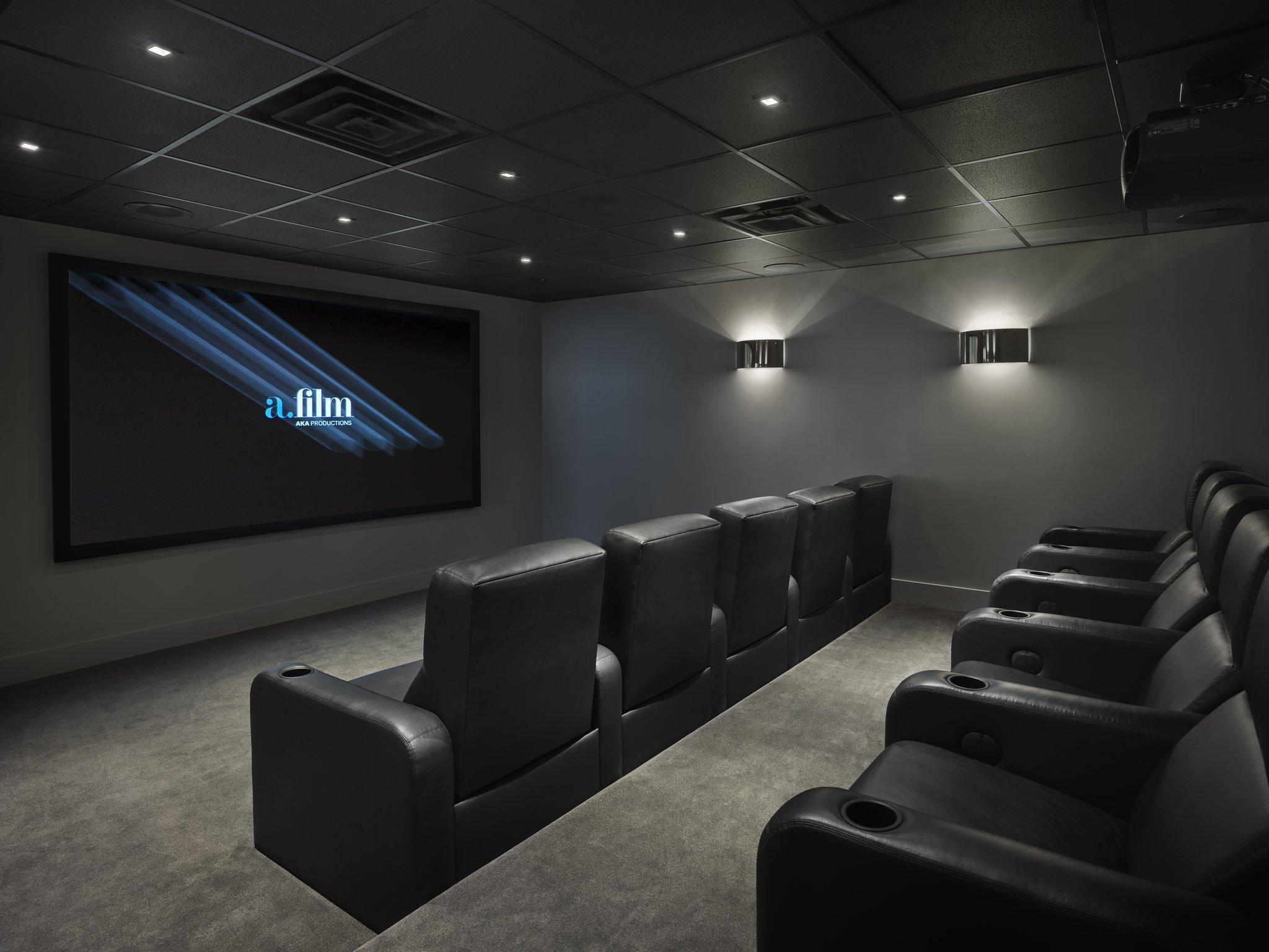 Instalaciones Recreativas AKA White House