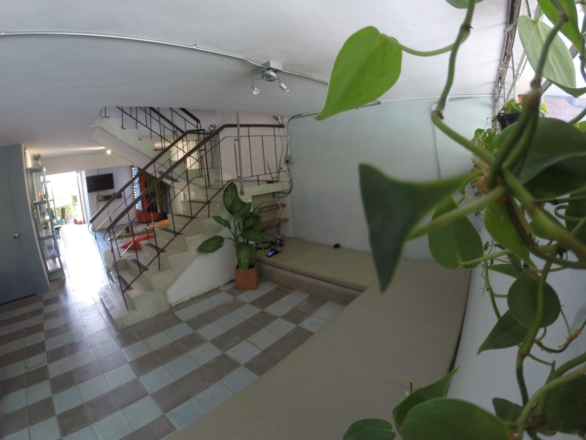 Varios Casa Estacion - Hostel