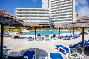 Alojamiento - Axis Vermar Conference & Beach Hotel