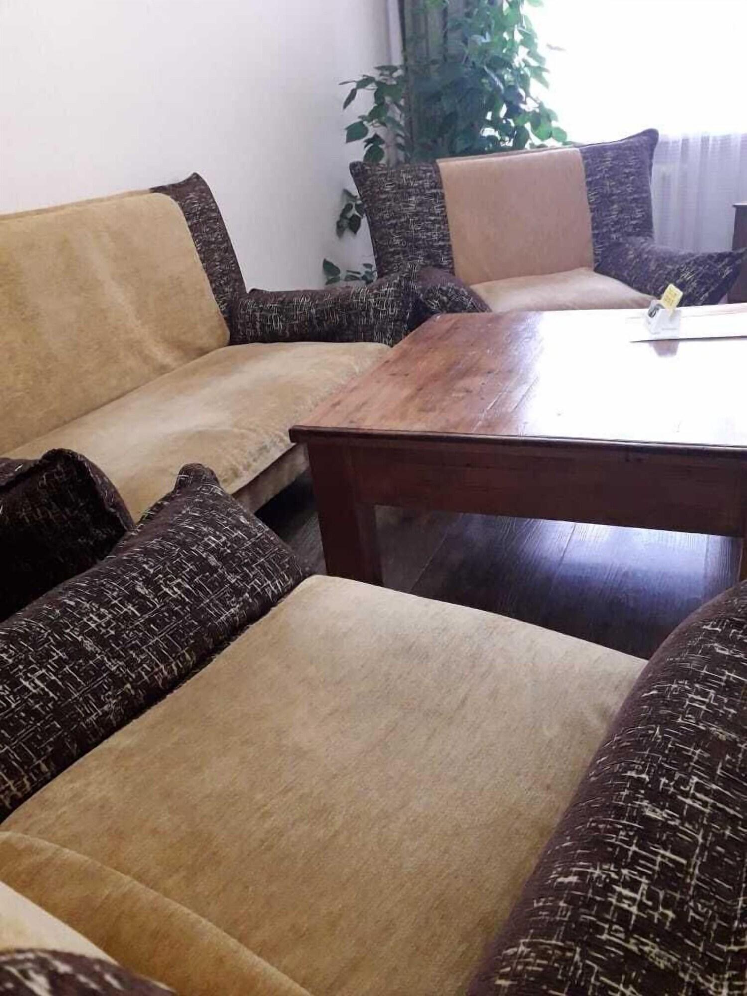 Quarto Gostinyi Dvor Galirad