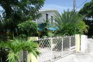 Alquiler Vacacional - Beautiful, spacious air-conditioned apartment close to south coast beaches